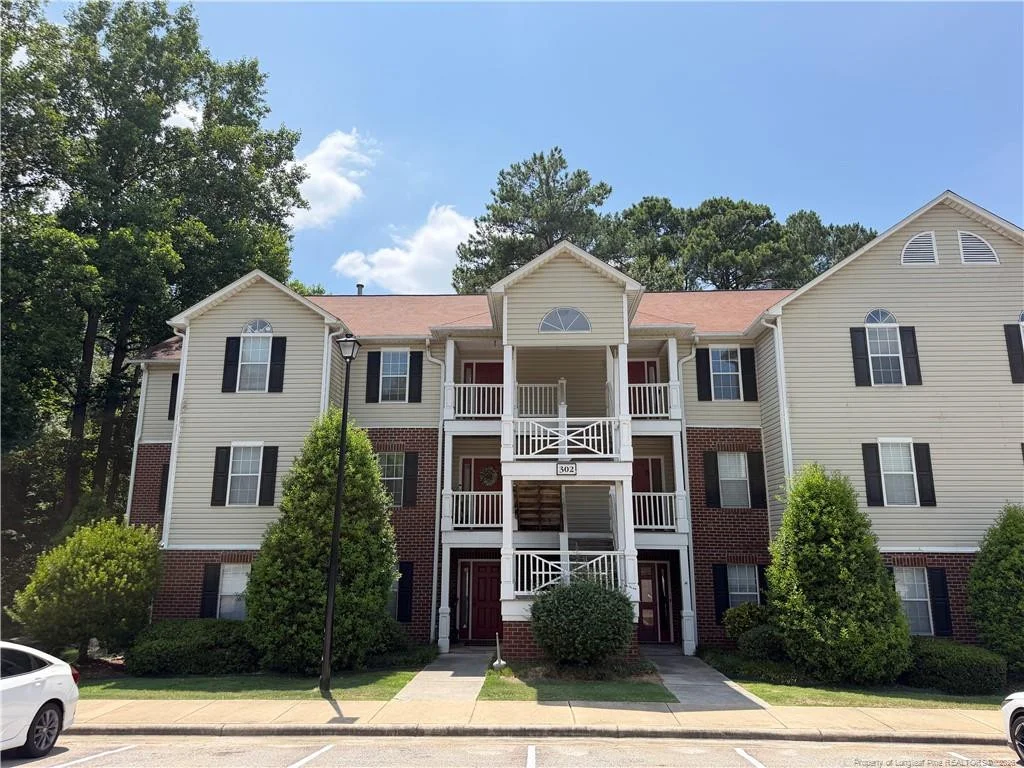 302 Bubble Creek Court Unit 4