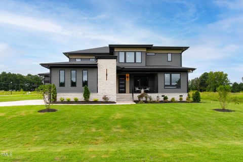 Photo of 130 Broadleaf Lane, Youngsville, NC 27596 (MLS # 10069132)