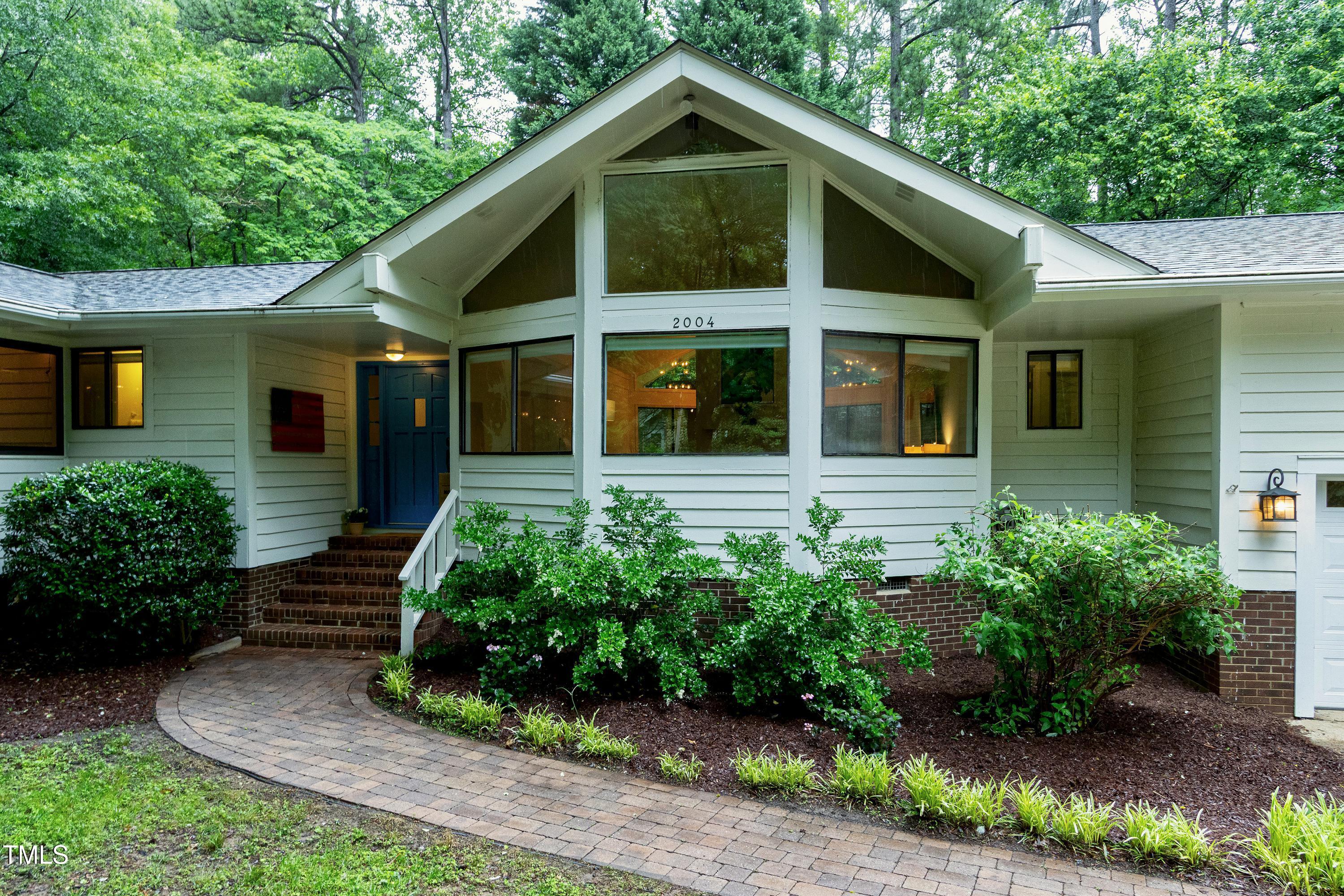 2004 Flagstone Place