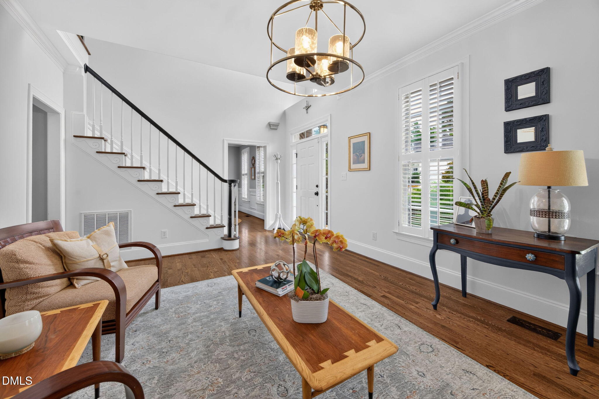 120 Crystlewood Court