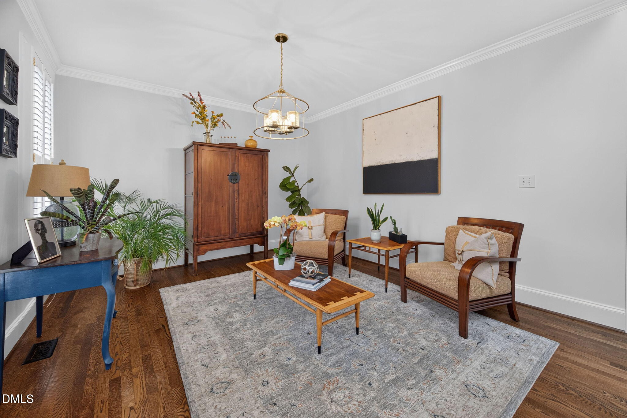 120 Crystlewood Court