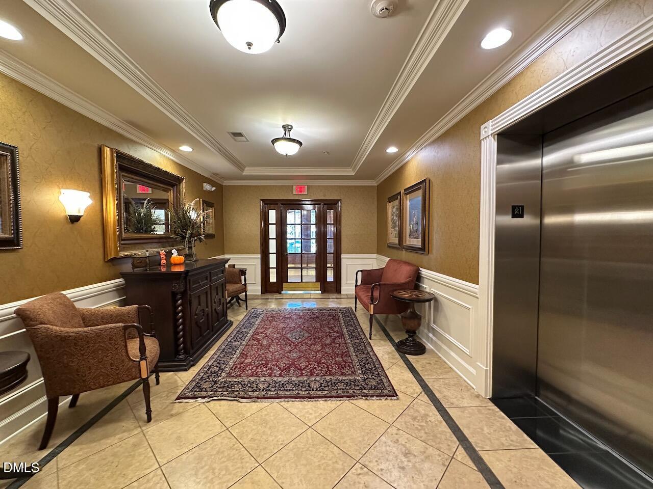 10411 Rosegate Court 202