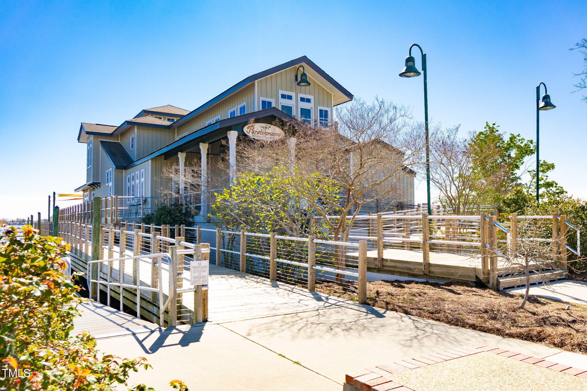326 River Walk
