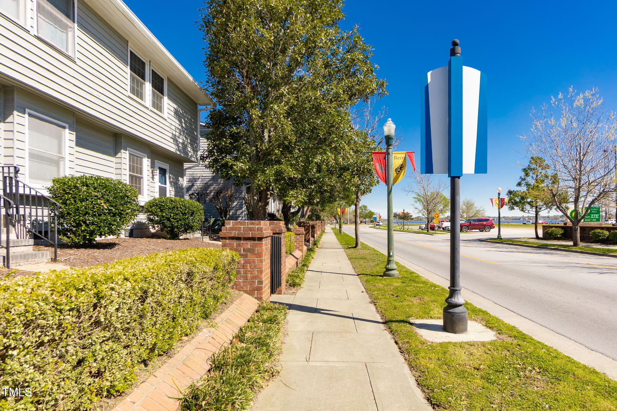 326 River Walk
