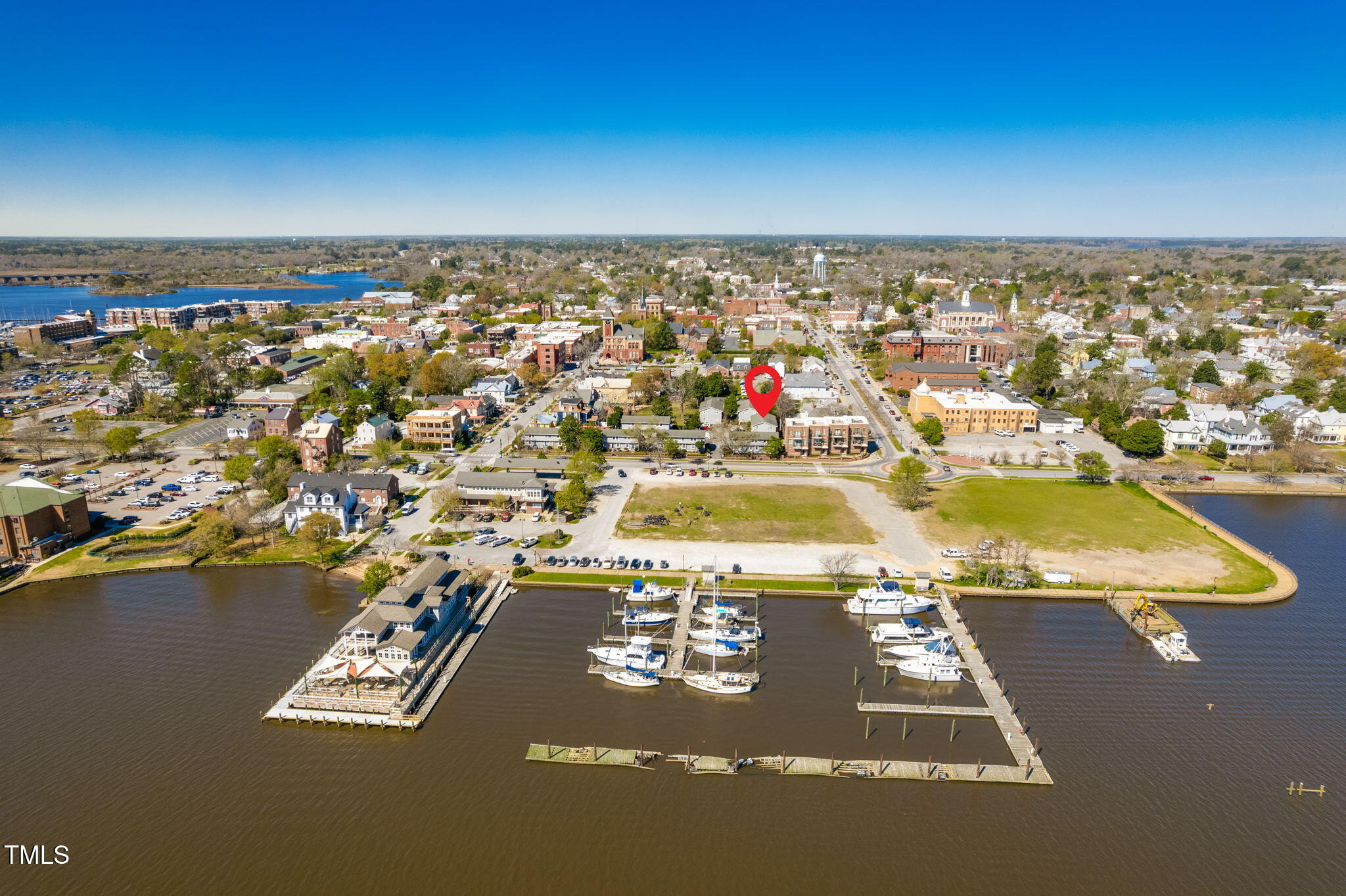 326 River Walk