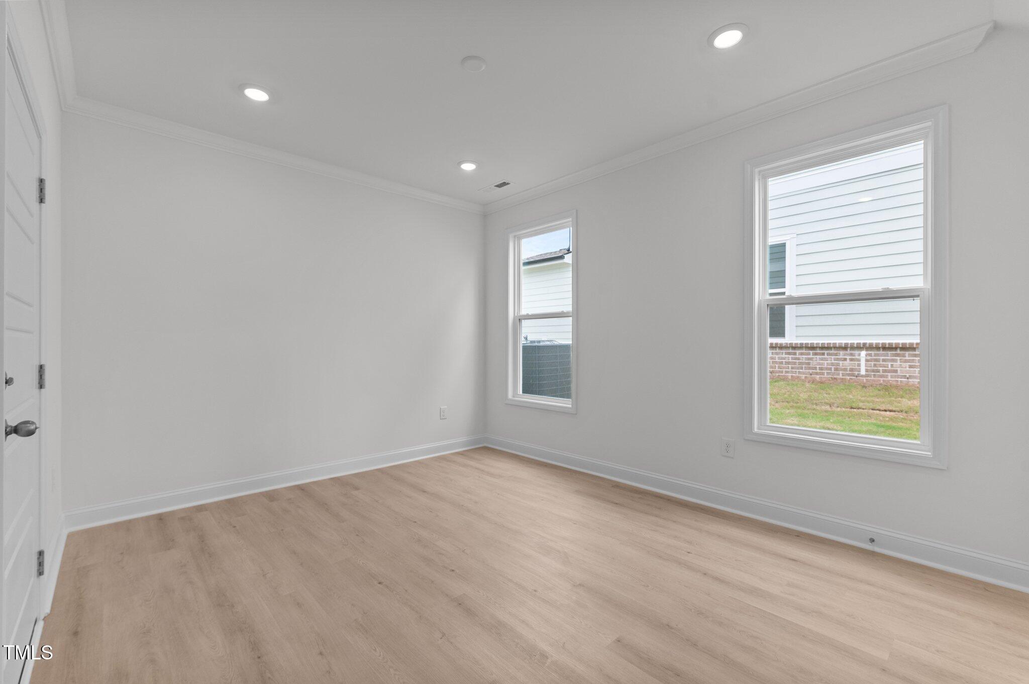 945 Alma Railway Drive 559