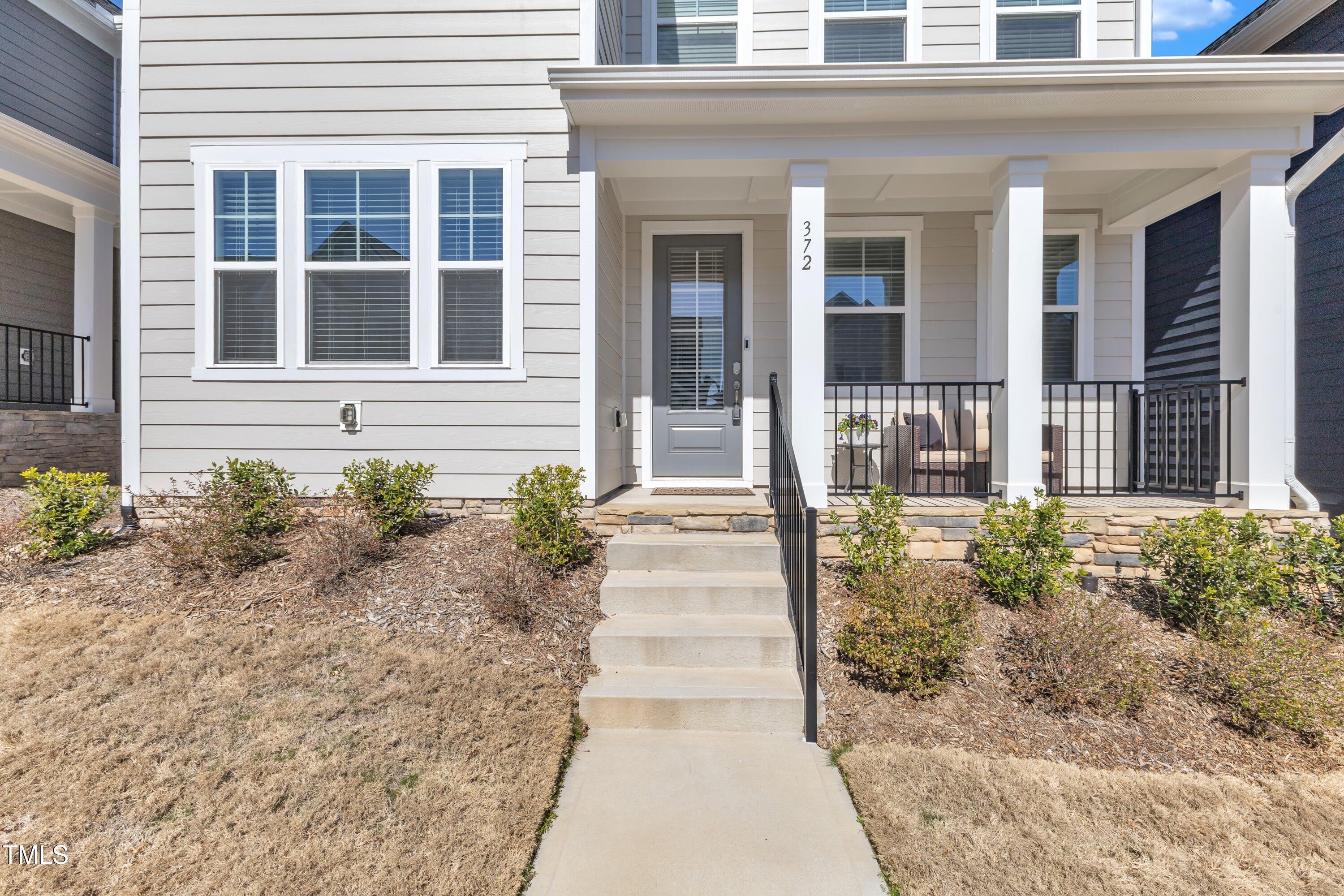 372 Natsam Woods Way