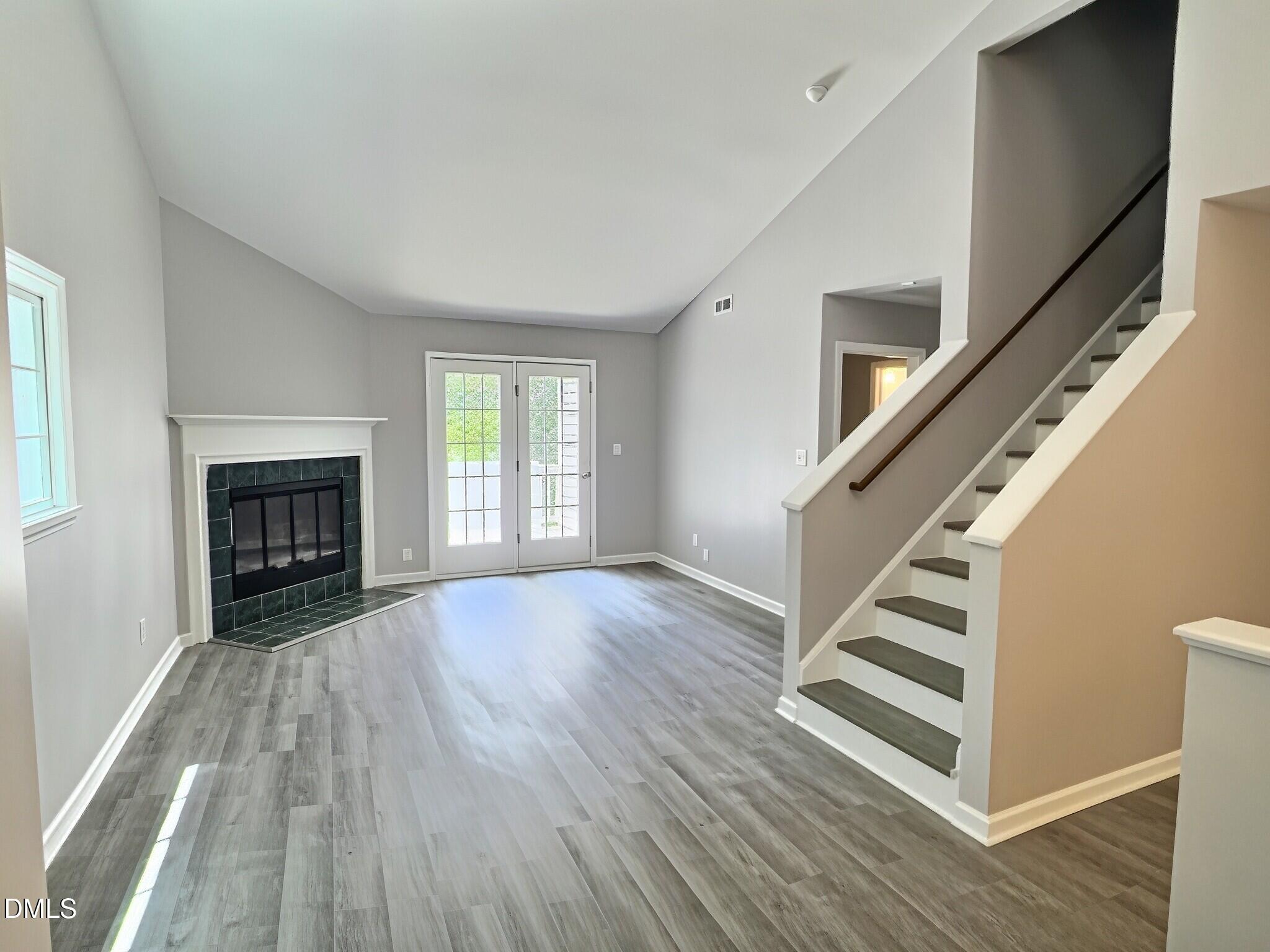 109 Weatherhill Point