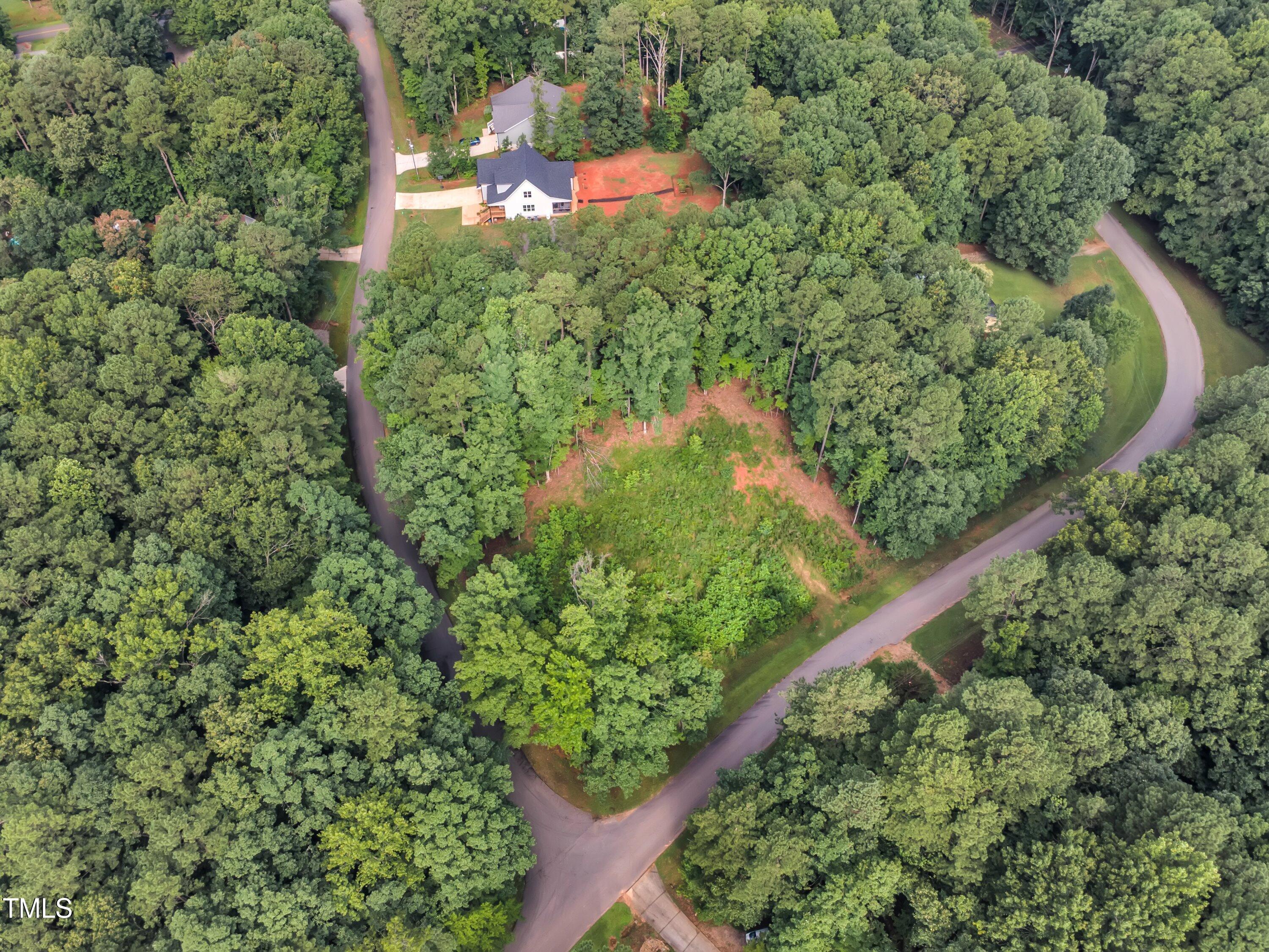 118 122 Huron Drive