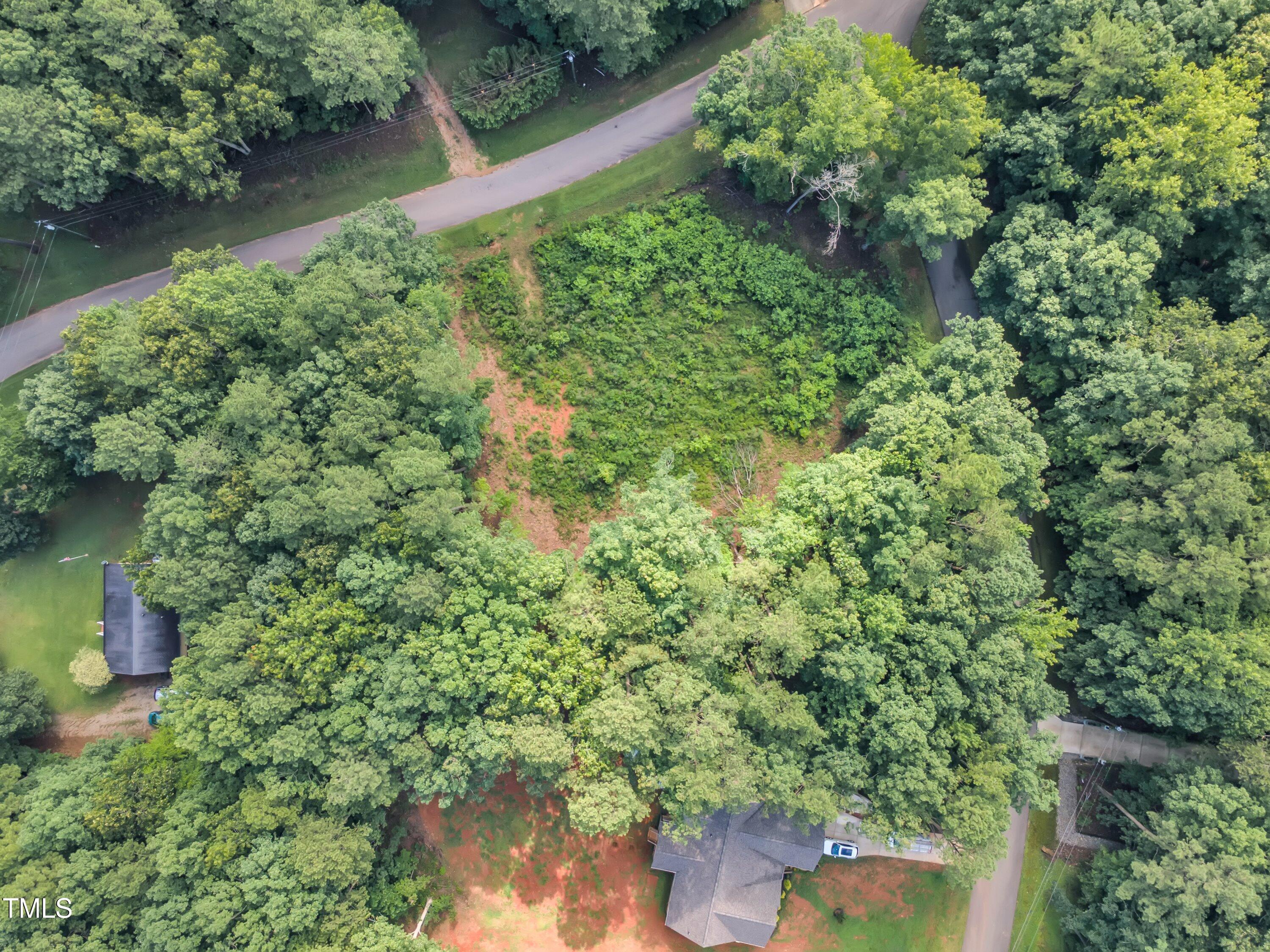 118 122 Huron Drive
