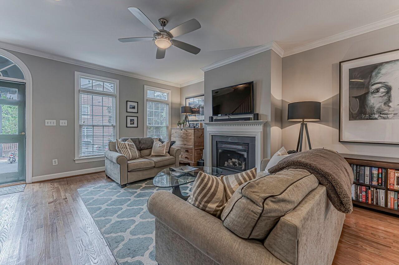 106 Hatfield Lane