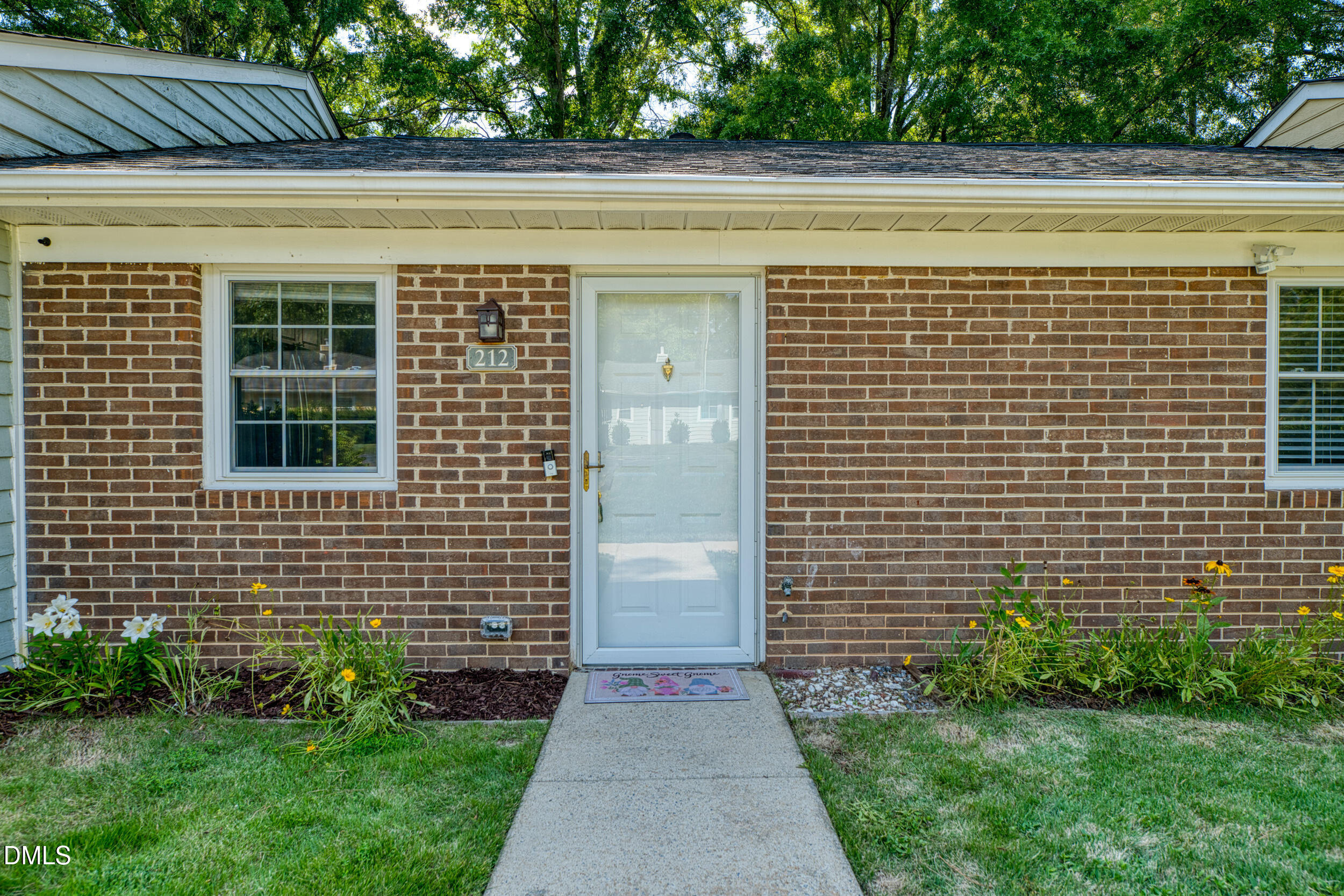 212 Kentucky Drive