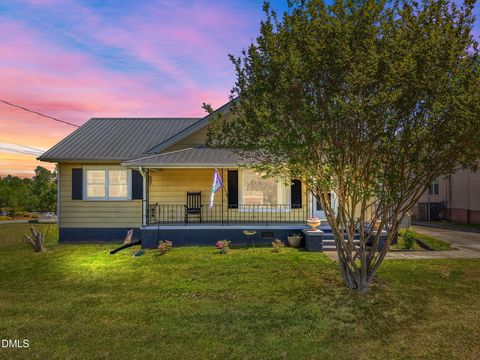 Photo of 4160 Nc-62, Burlington, NC 27215 (MLS # 10160181)