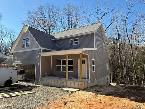 5130 Cardinal Circle Sanford NC 27332