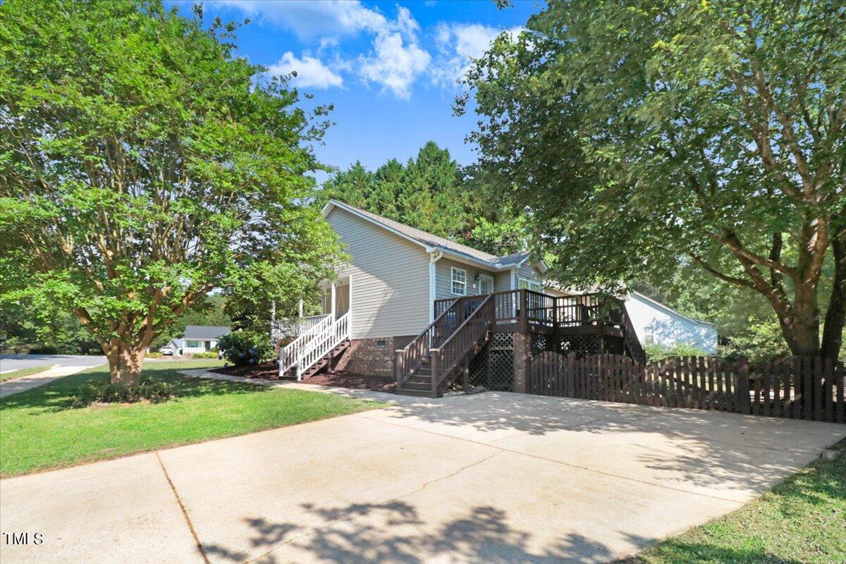 221 Southerby Drive