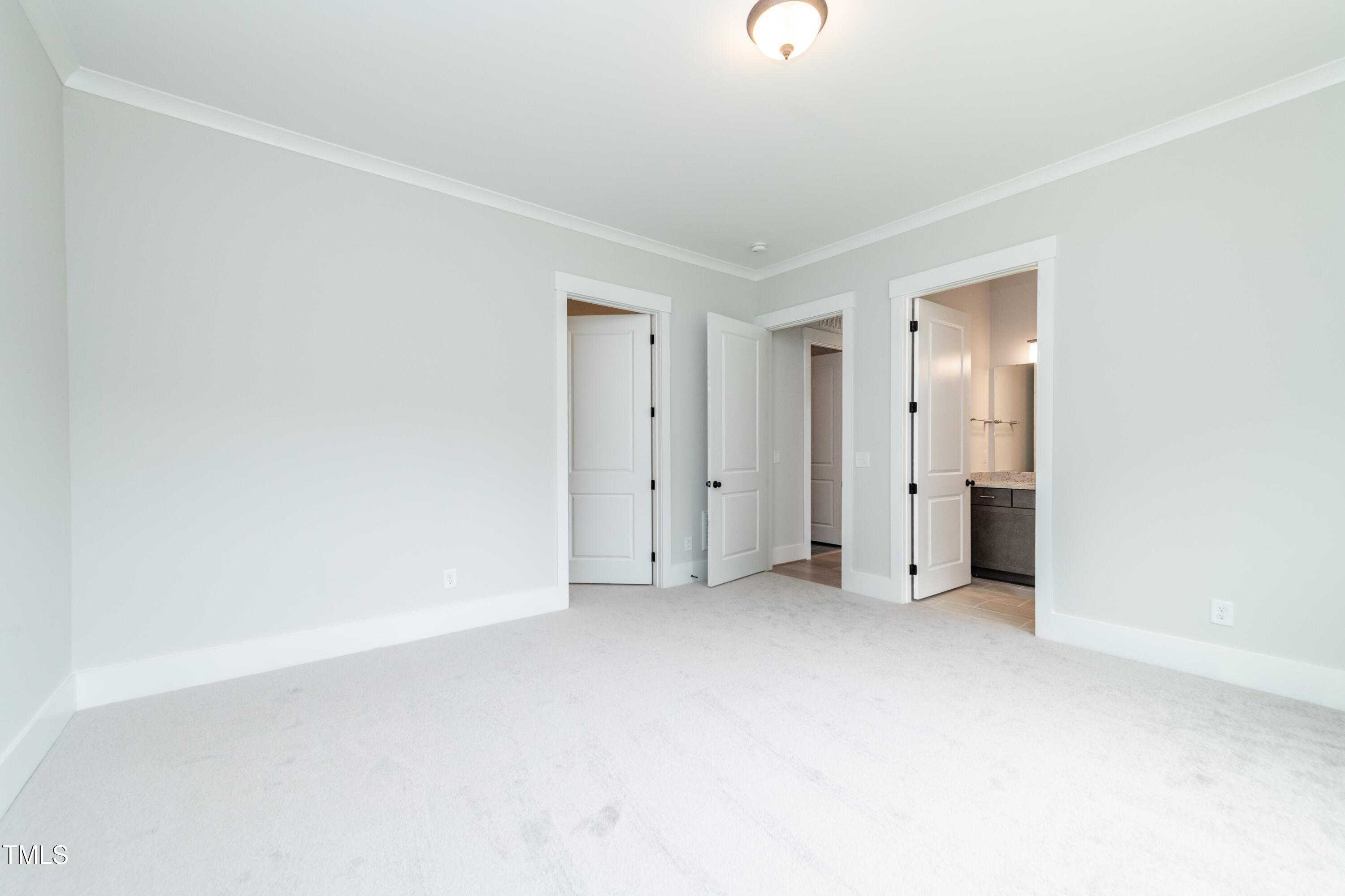 Chapel Hill, North Carolina 27514, United States, 4 Bedrooms Bedrooms, ,5 BathroomsBathrooms,Residential,Active,156519