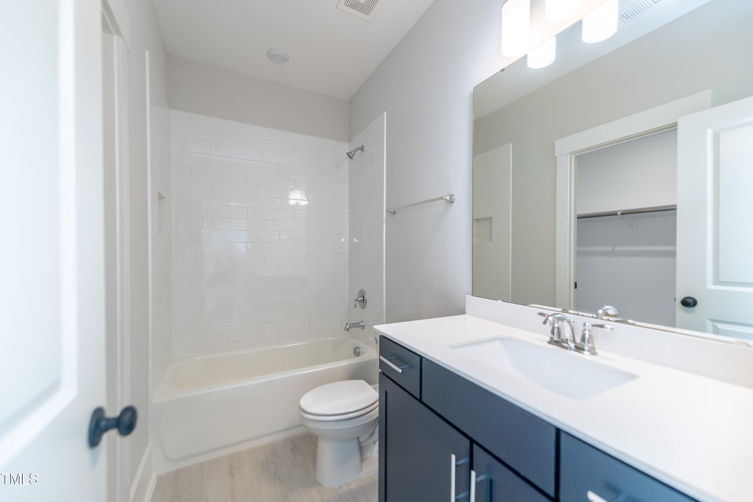 Chapel Hill, North Carolina 27514, United States, 4 Bedrooms Bedrooms, ,5 BathroomsBathrooms,Residential,Active,156519