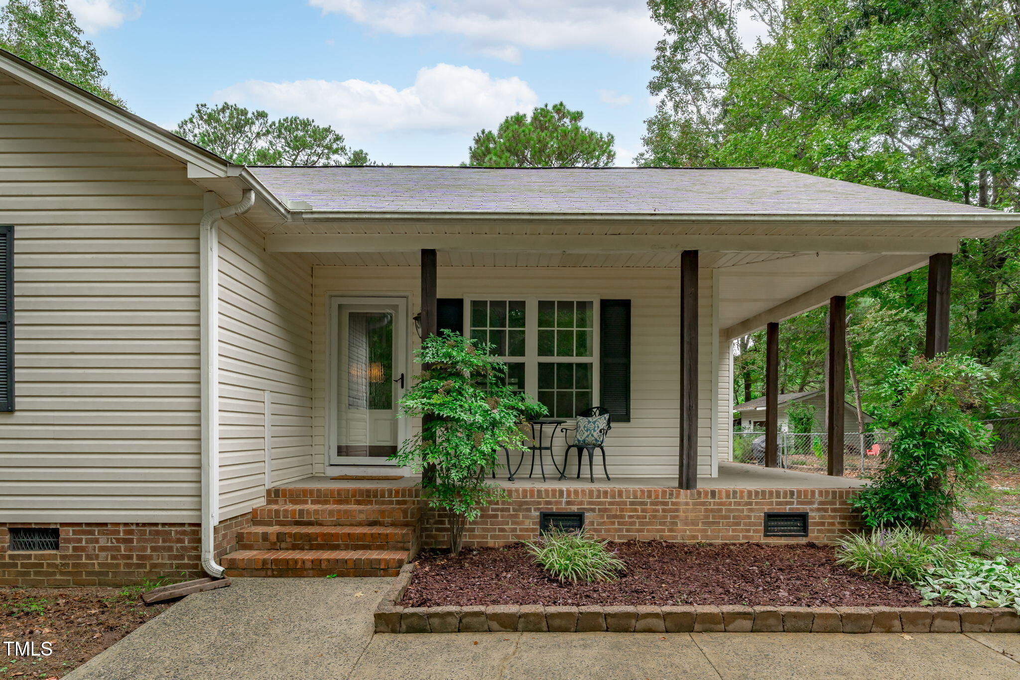 520 Contessa Court