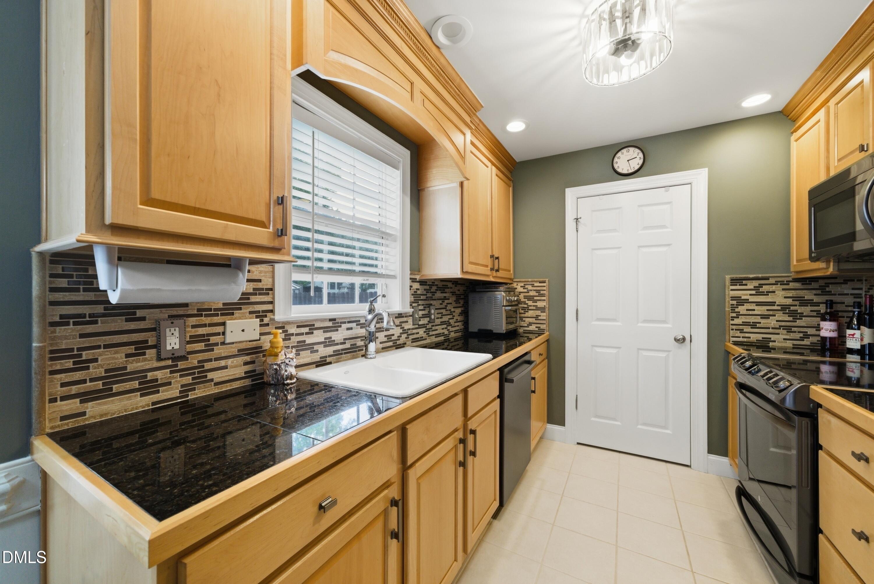 1616 Wet Stone Drive