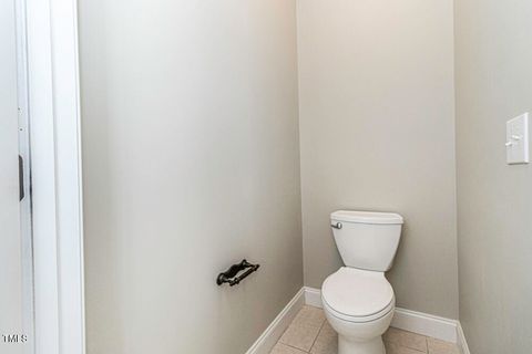 listing image 63
