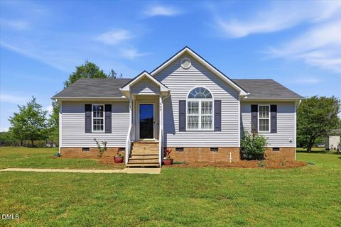 200 Amber Lane Willow Springs NC 27592