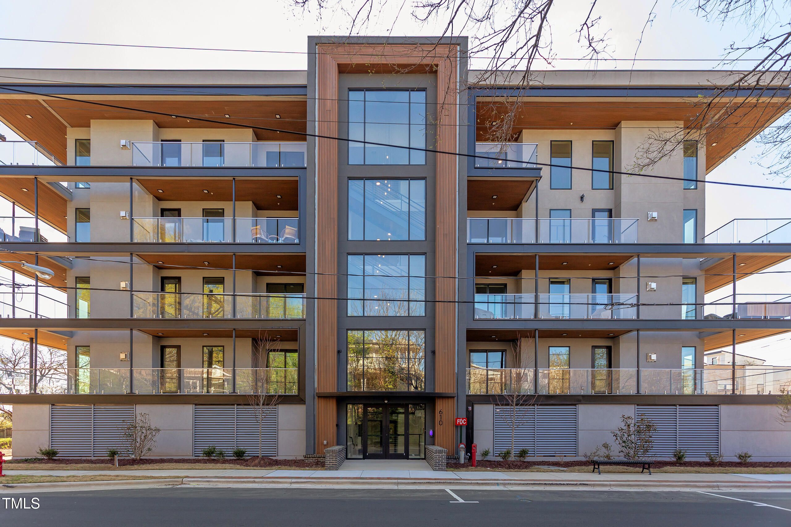 600 N Roxboro Street 43