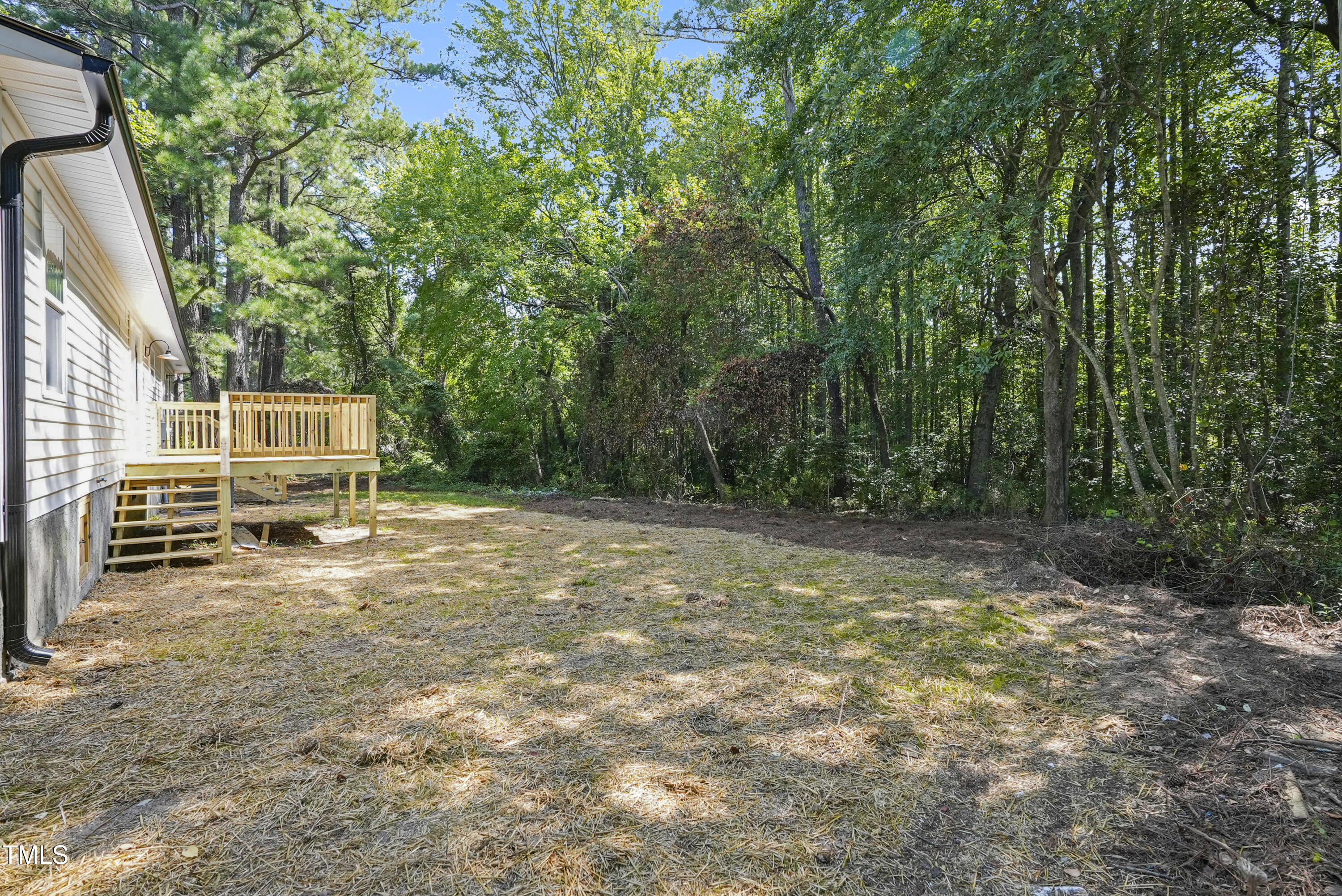 643 Tingen Road