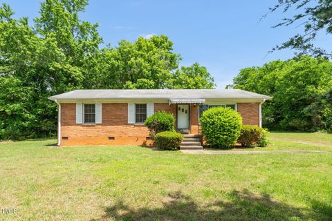 714 W Mckinley Street Mebane NC 27302