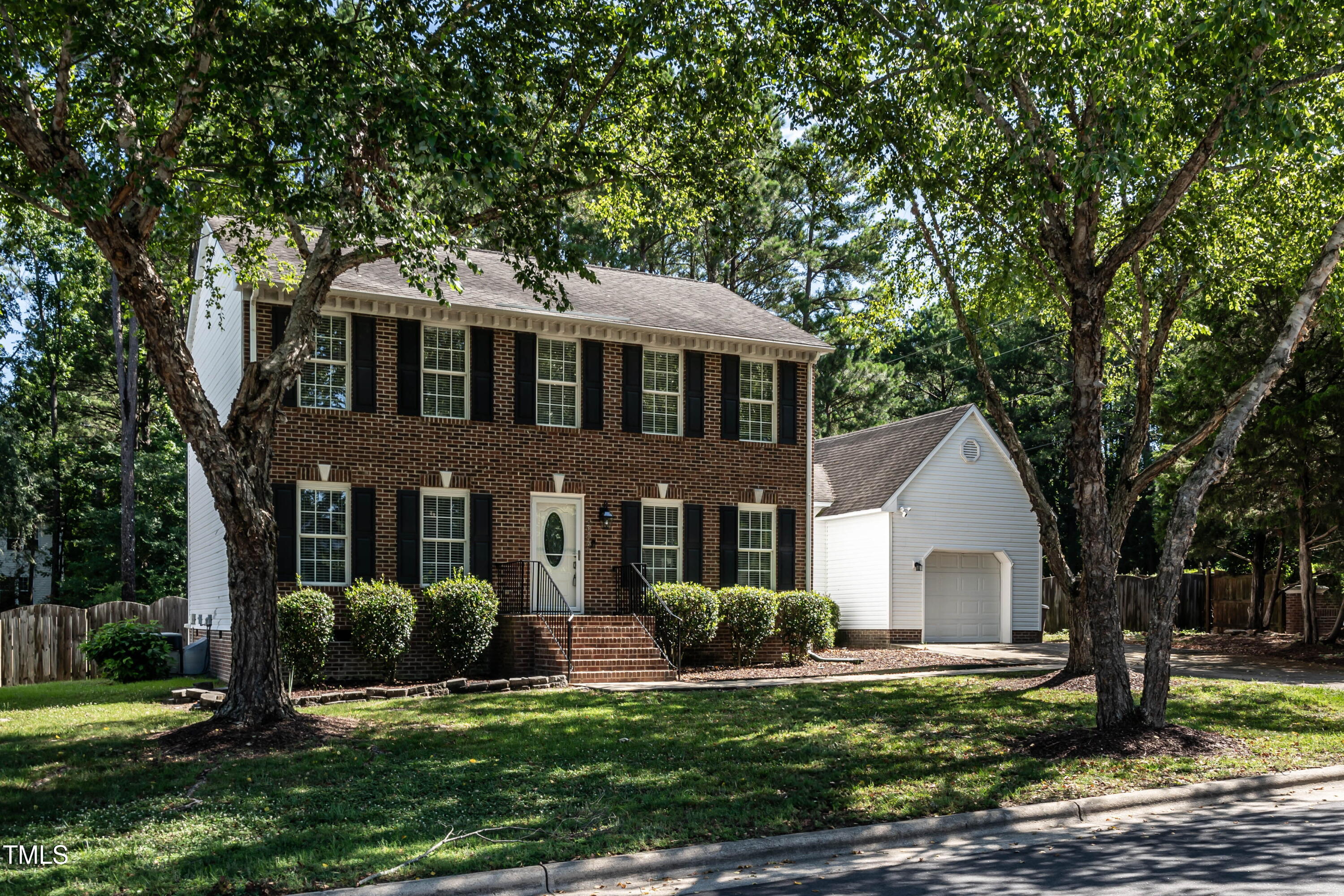 Wake Forest, North Carolina 27587, United States, 4 Bedrooms Bedrooms, ,3 BathroomsBathrooms,Residential,Pending,153923