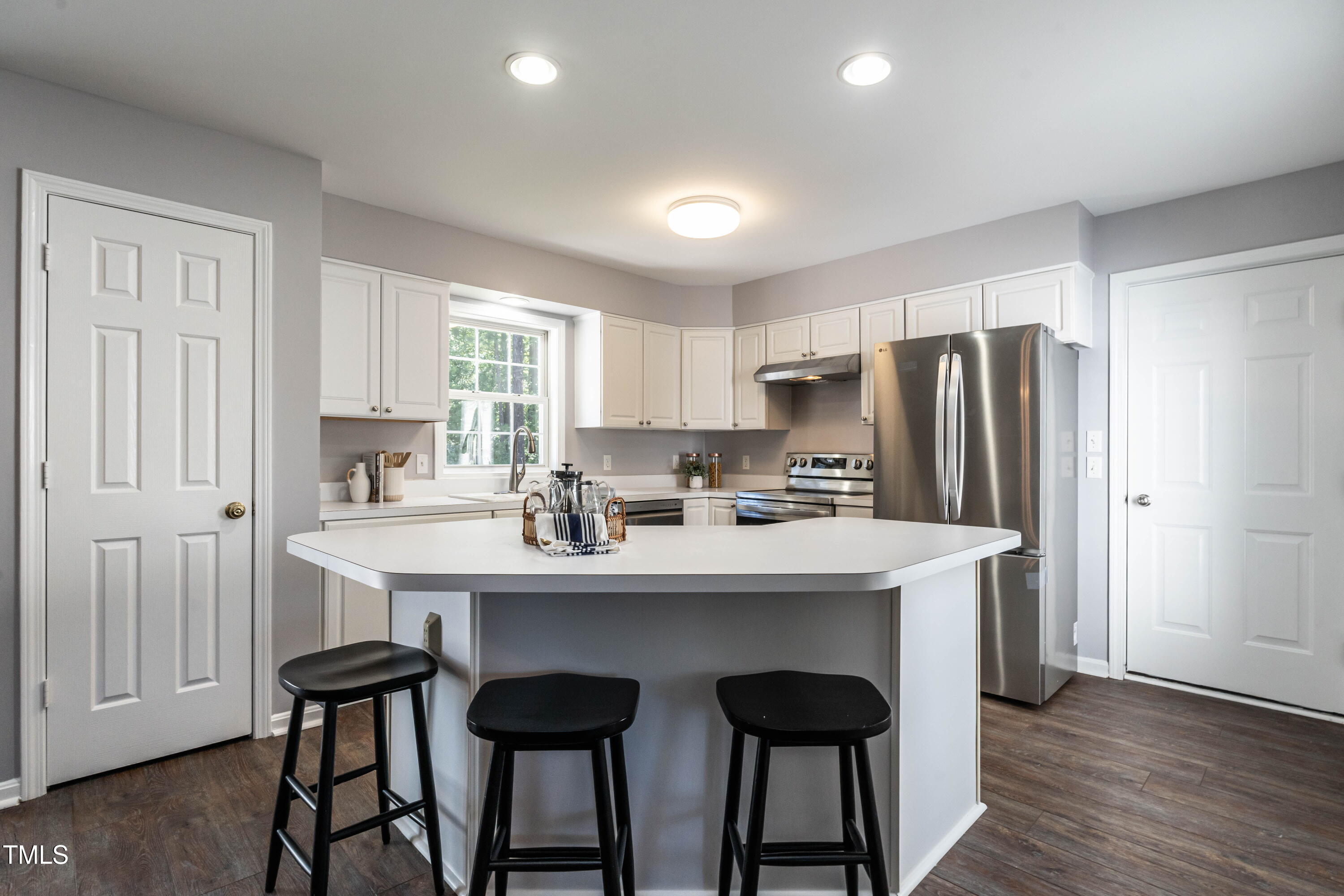 Wake Forest, North Carolina 27587, United States, 4 Bedrooms Bedrooms, ,3 BathroomsBathrooms,Residential,Pending,153923