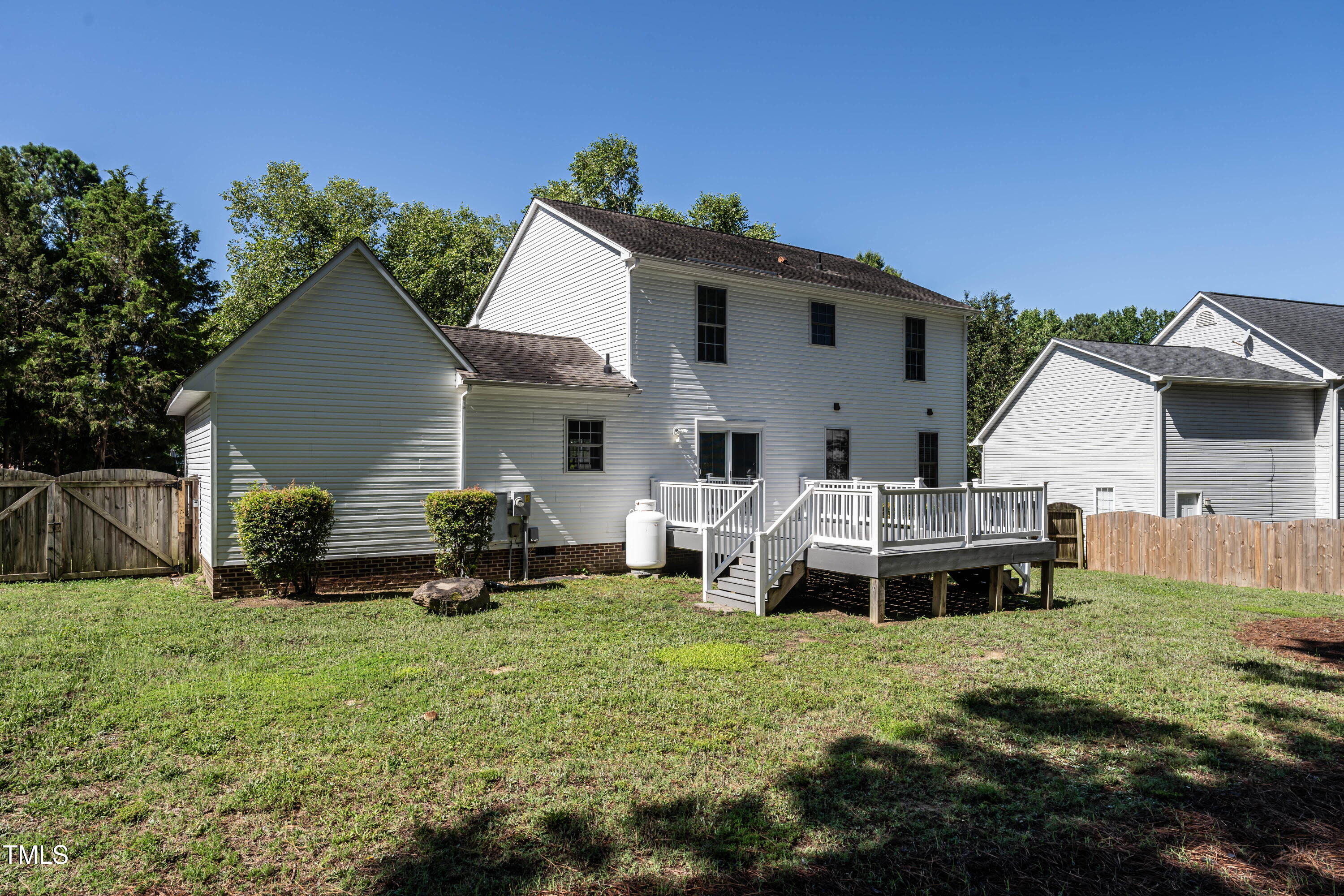 Wake Forest, North Carolina 27587, United States, 4 Bedrooms Bedrooms, ,3 BathroomsBathrooms,Residential,Pending,153923