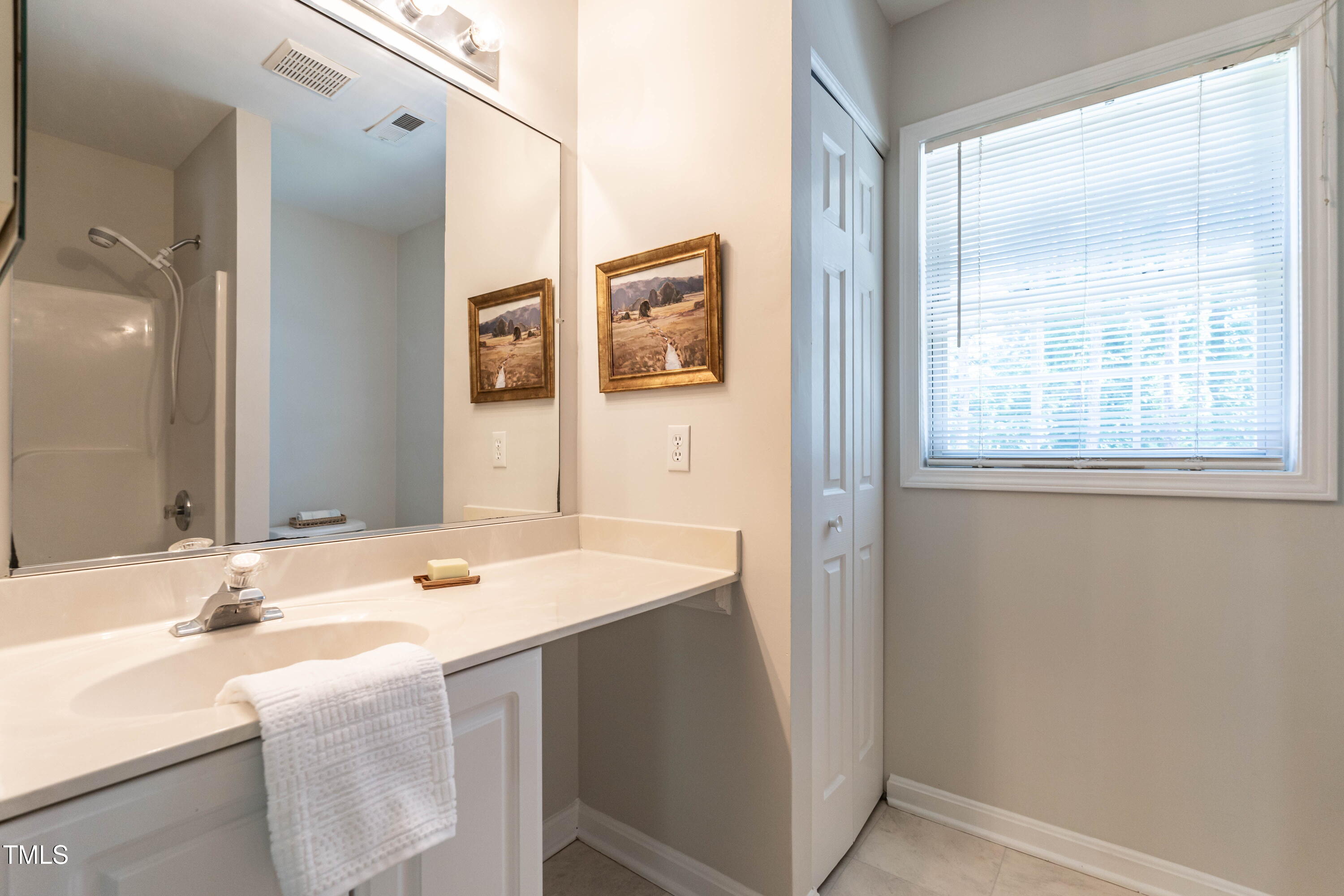 Wake Forest, North Carolina 27587, United States, 4 Bedrooms Bedrooms, ,3 BathroomsBathrooms,Residential,Pending,153923