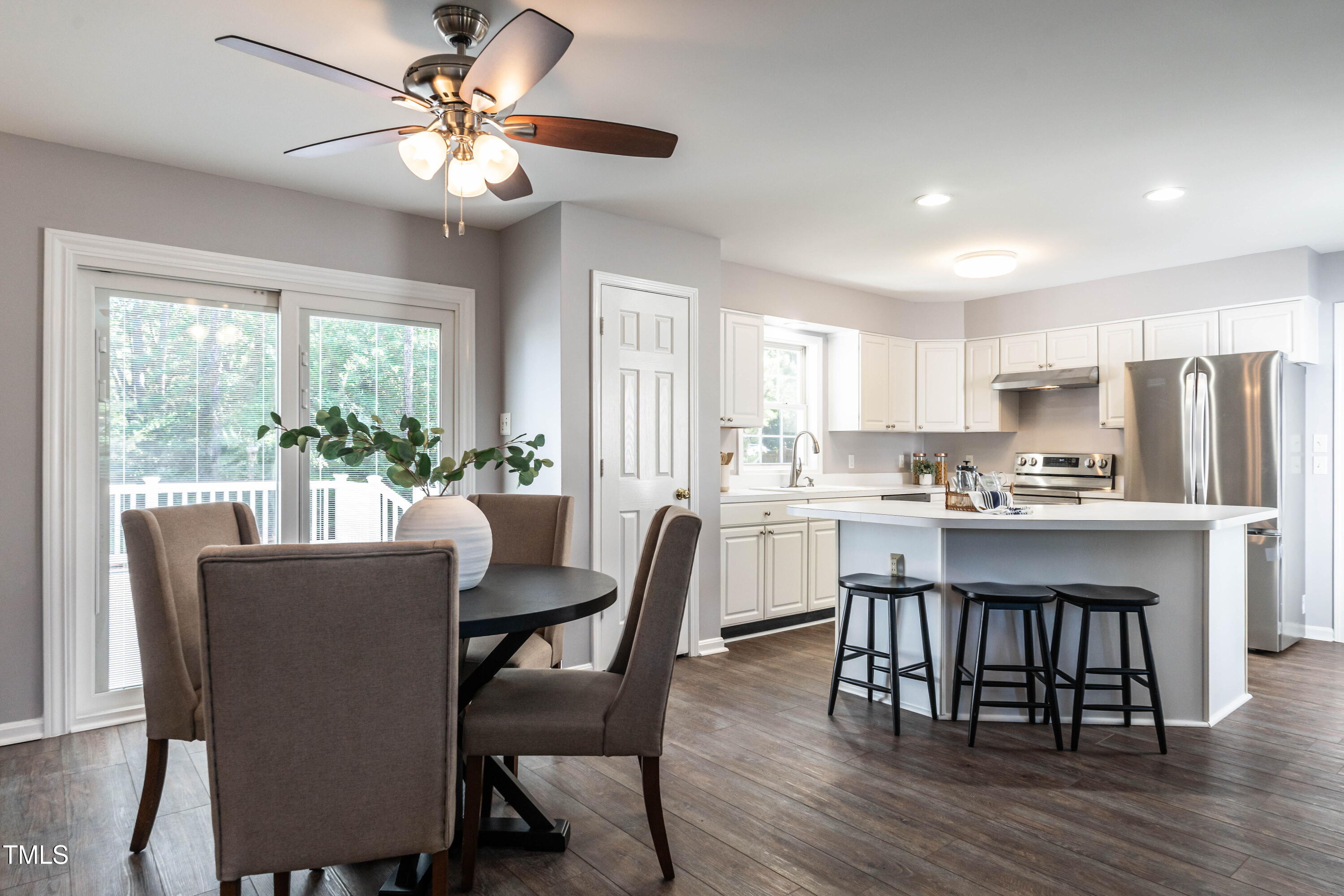 Wake Forest, North Carolina 27587, United States, 4 Bedrooms Bedrooms, ,3 BathroomsBathrooms,Residential,Pending,153923