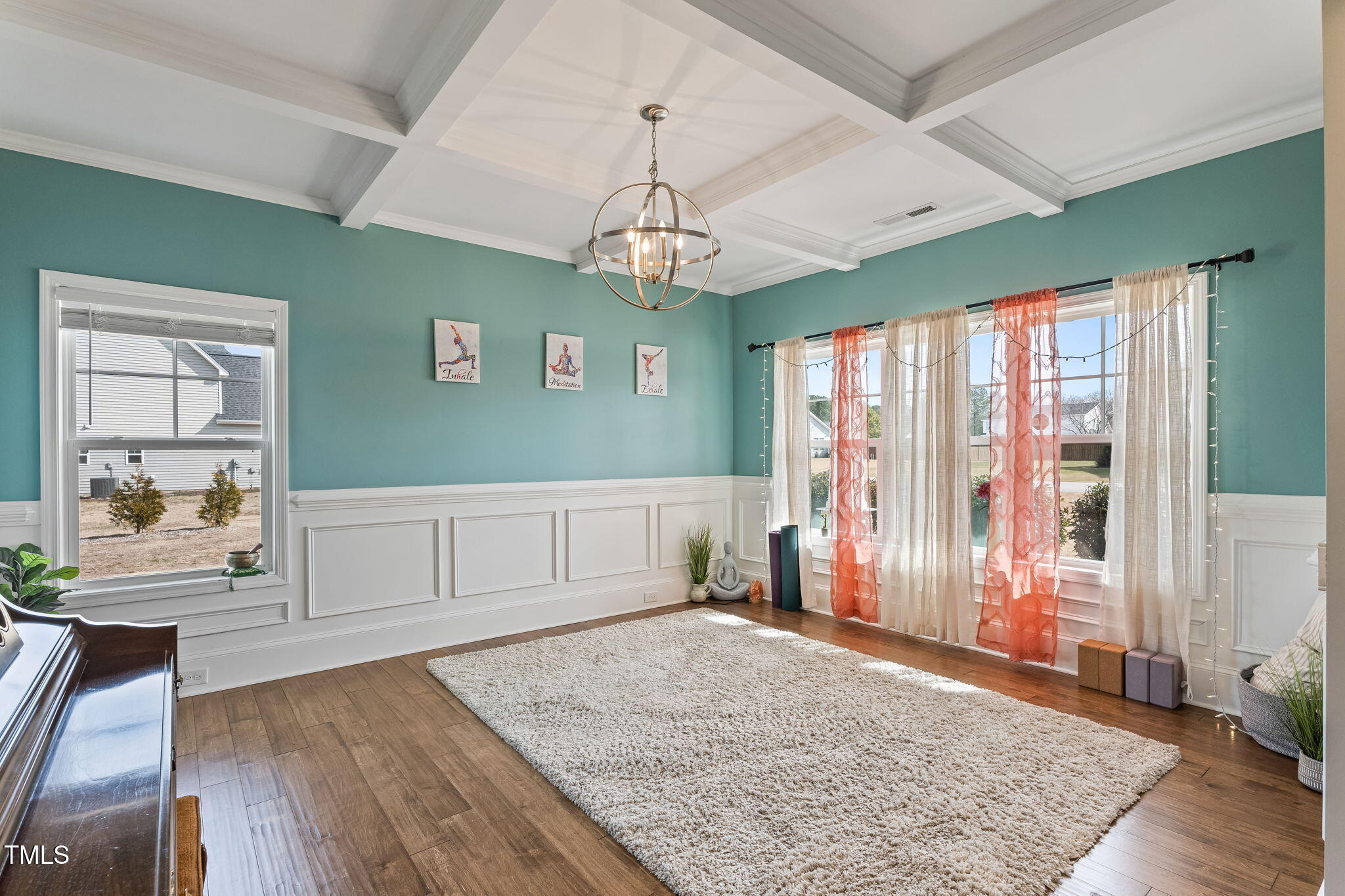 6804 Arlington Oaks Trail