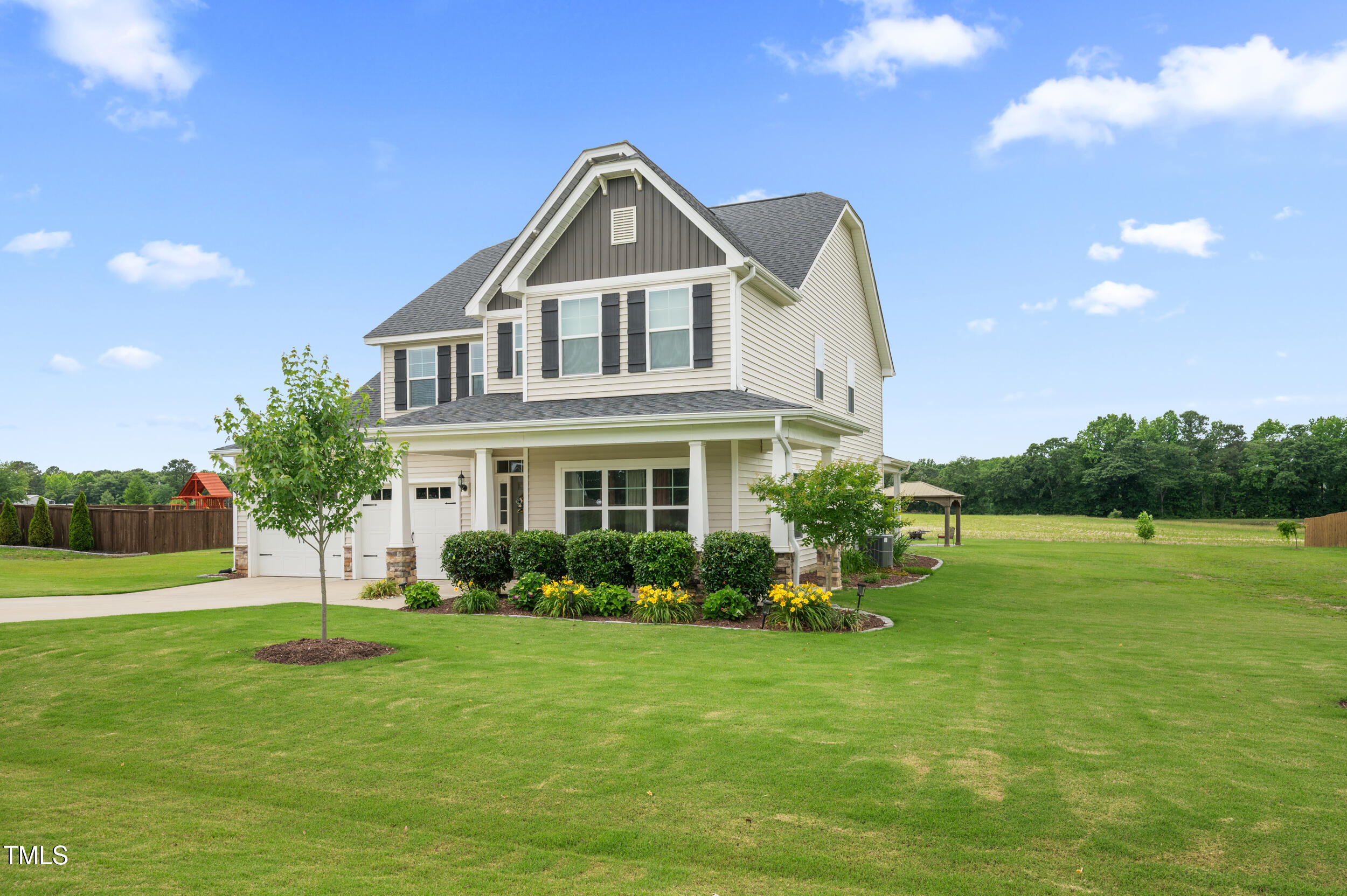 6804 Arlington Oaks Trail