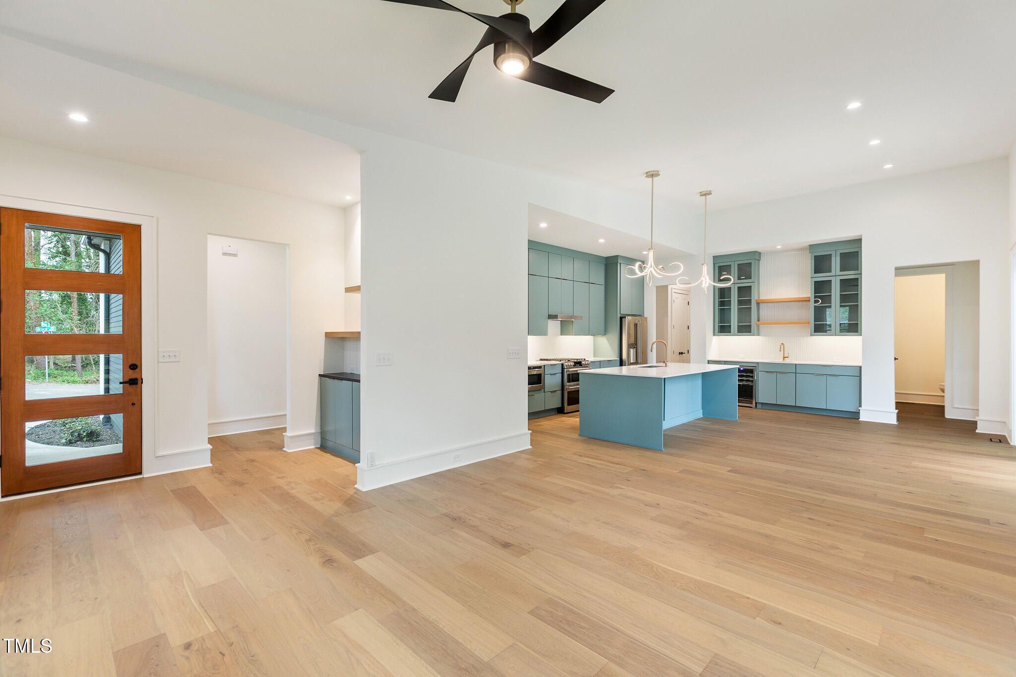 1625 Bruce Circle