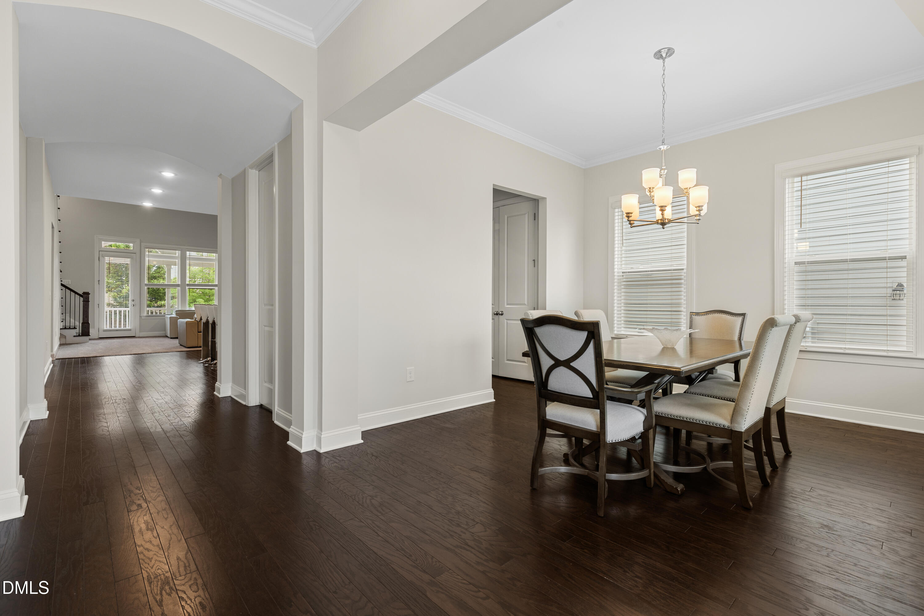 912 Village View Lane