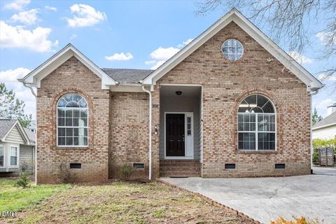 107 Covington Drive Chapel Hill NC 27514