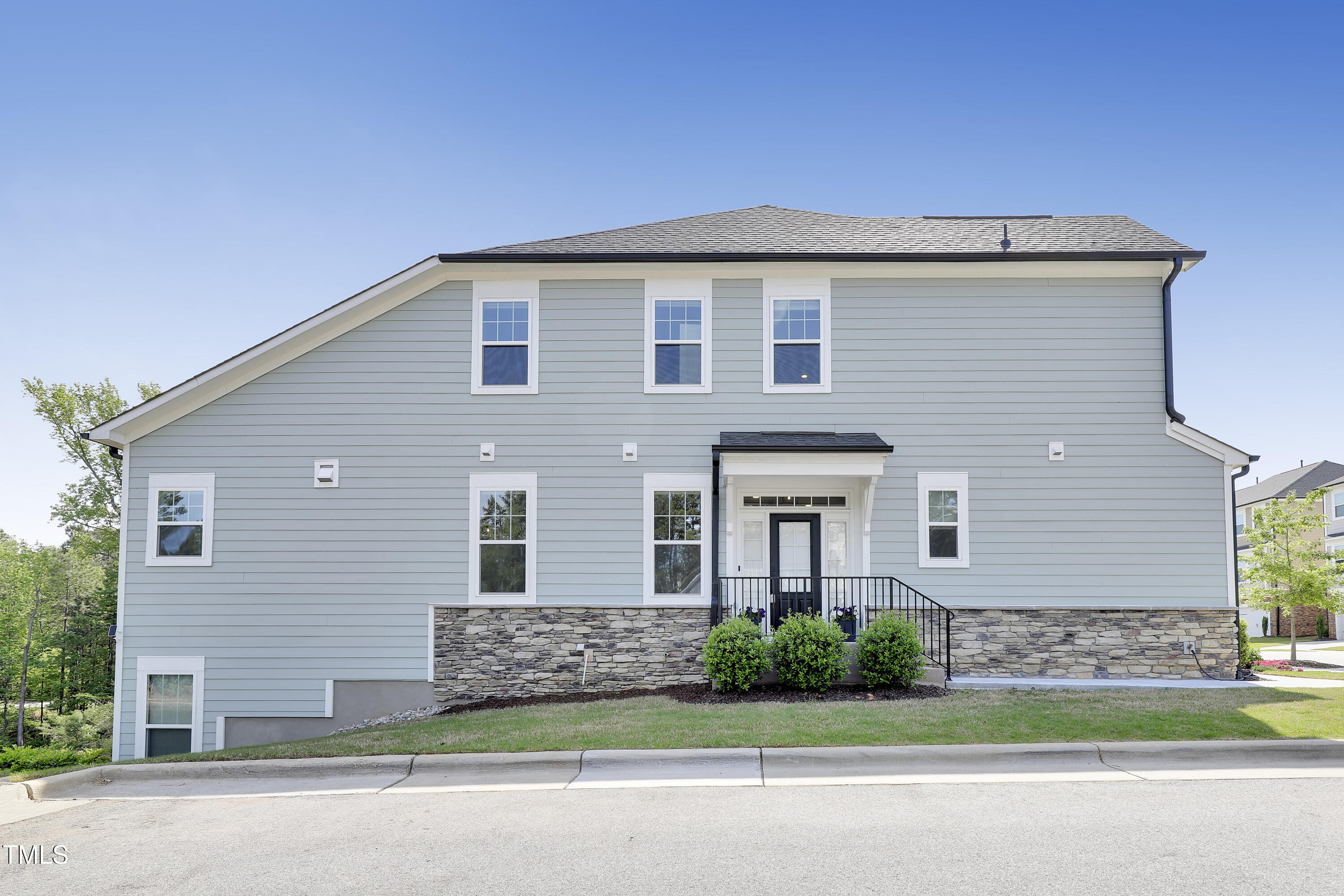 8426 Garnet Rose Lane