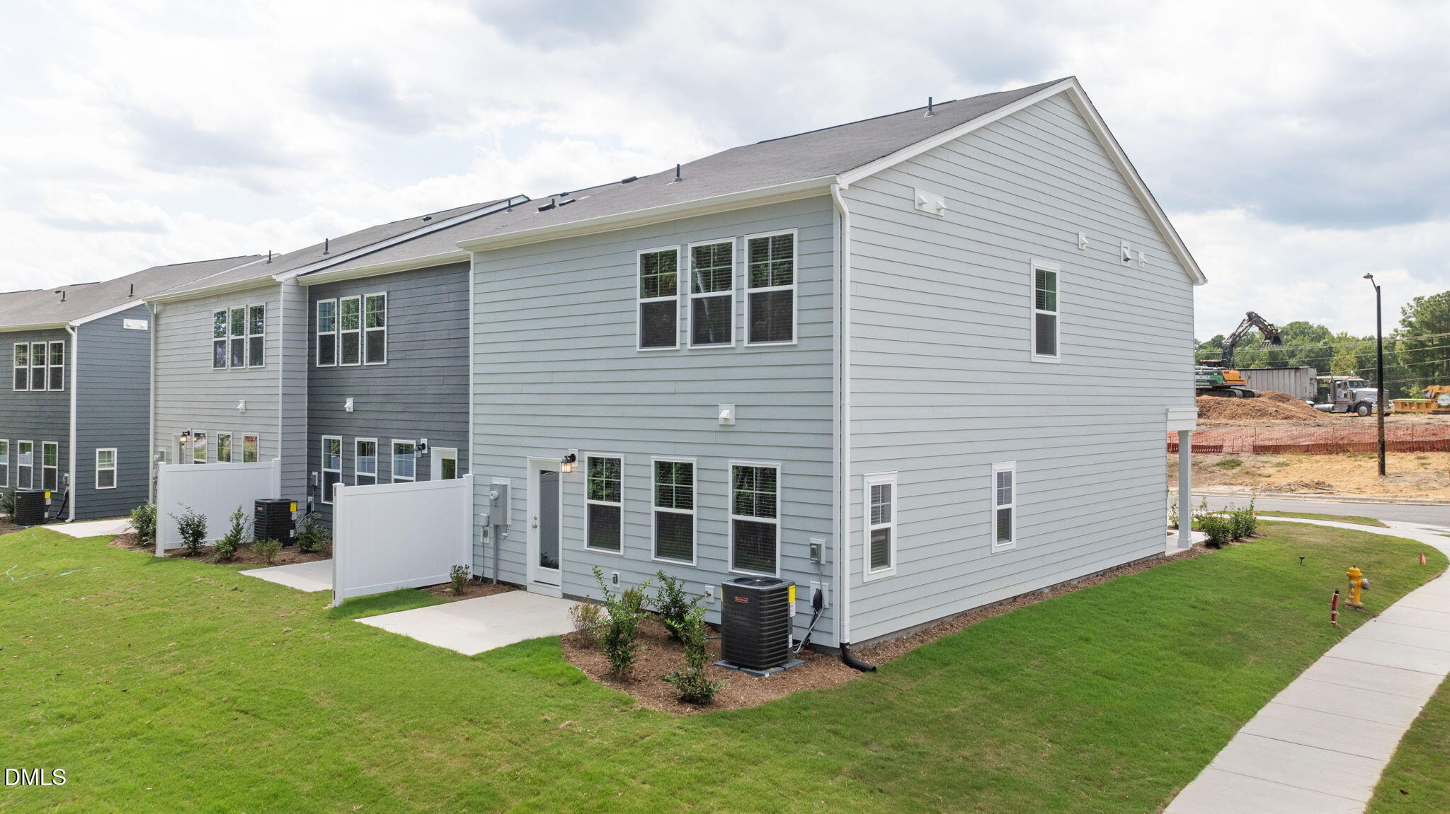 Rolesville, North Carolina 27571, United States, 3 Bedrooms Bedrooms, ,3 BathroomsBathrooms,Residential,Active,198743