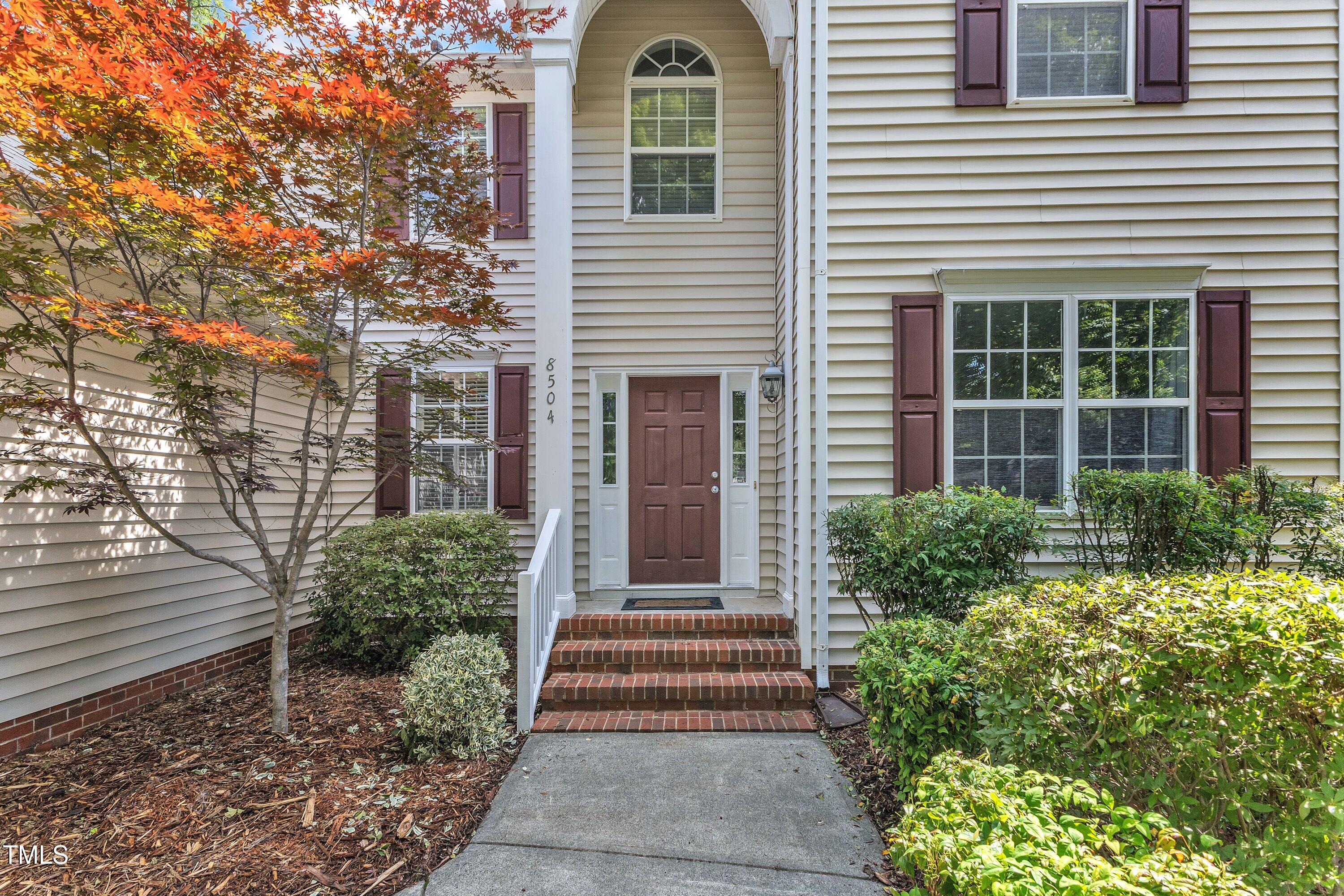 8504 Delavan Circle