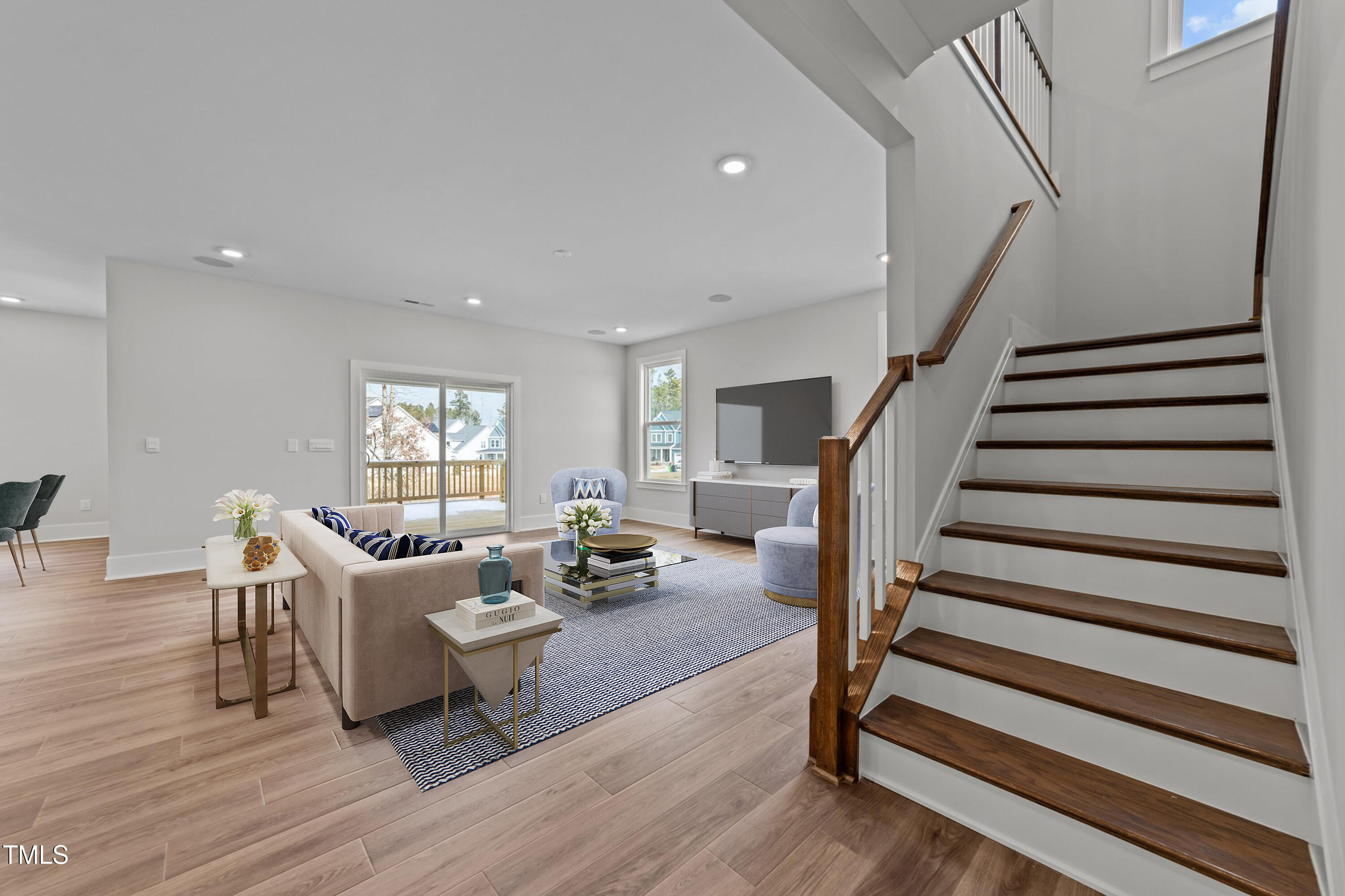 645 Silvercomet Drive