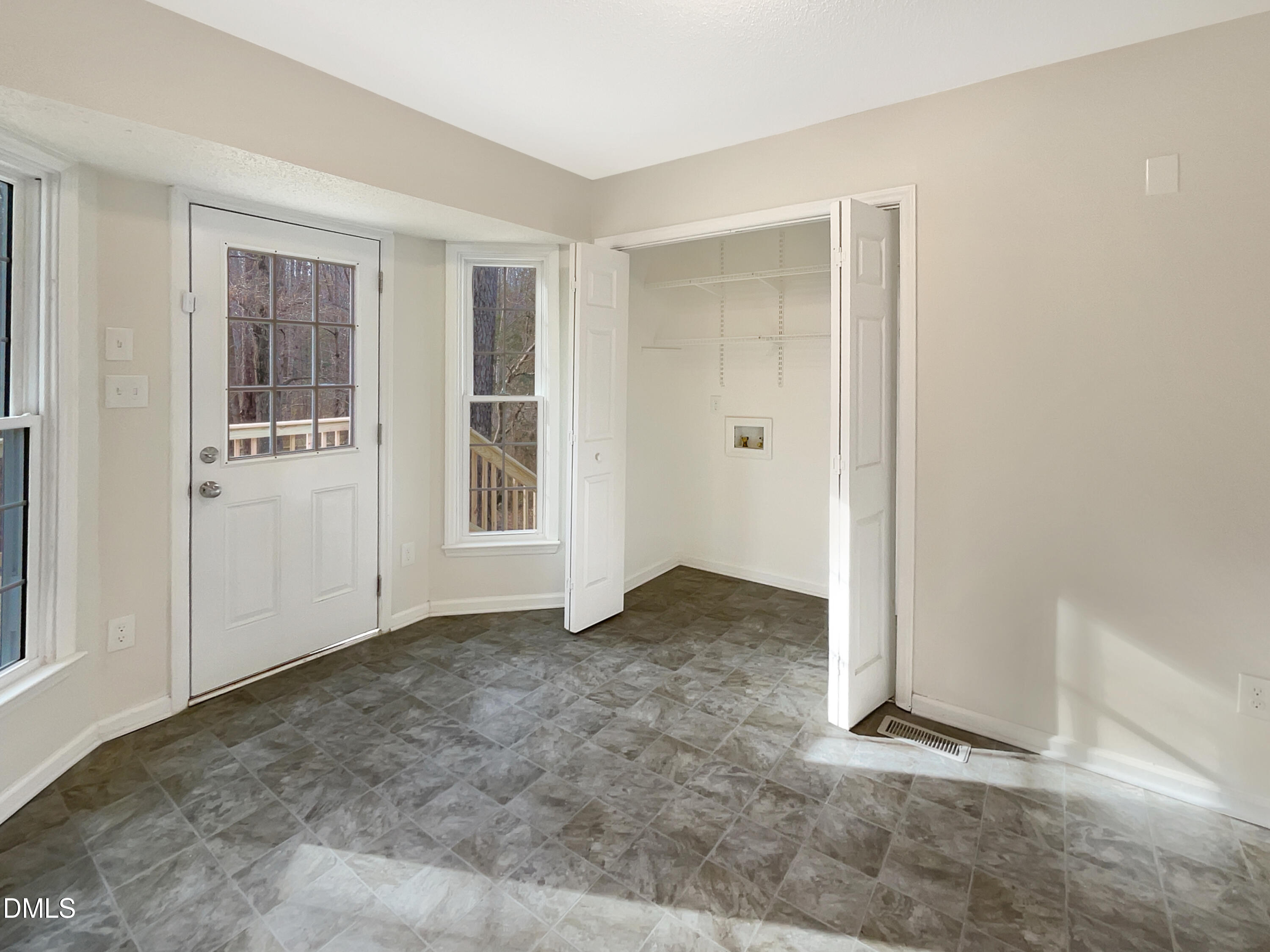 1440 Amber Acres Lane