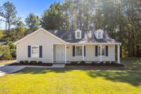 413 Laurens Way Knightdale NC 27545