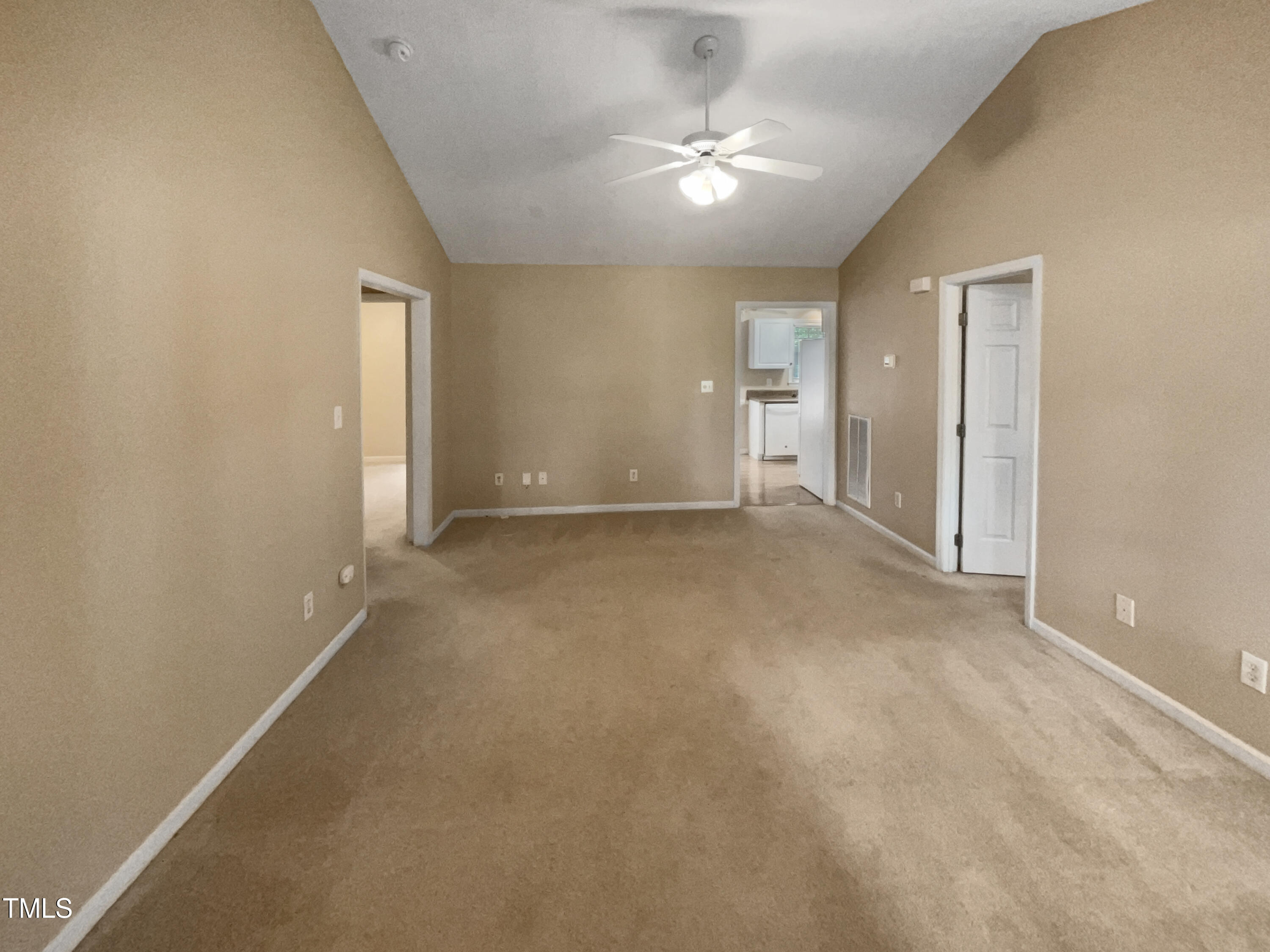 404 Helleri Court