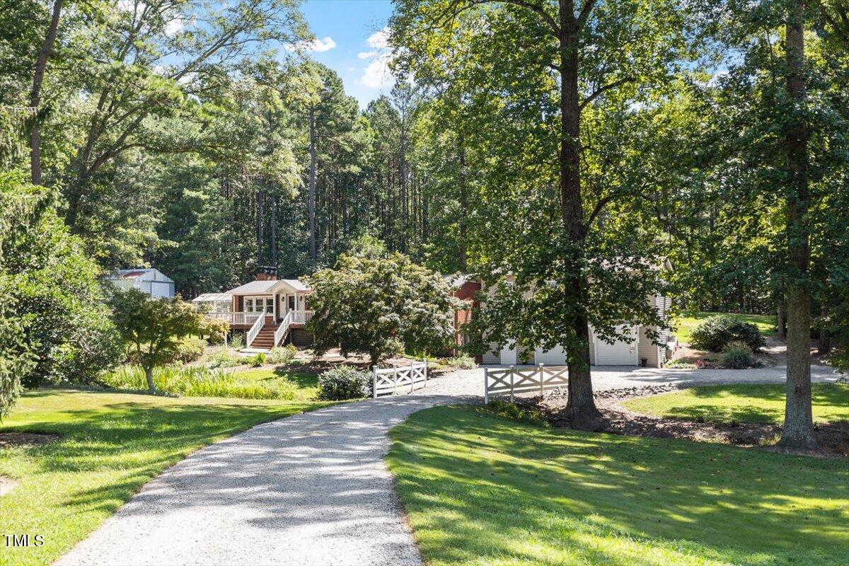 2129 Kelly Road
