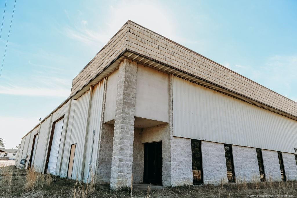 14099 Hwy 15-501 Highway