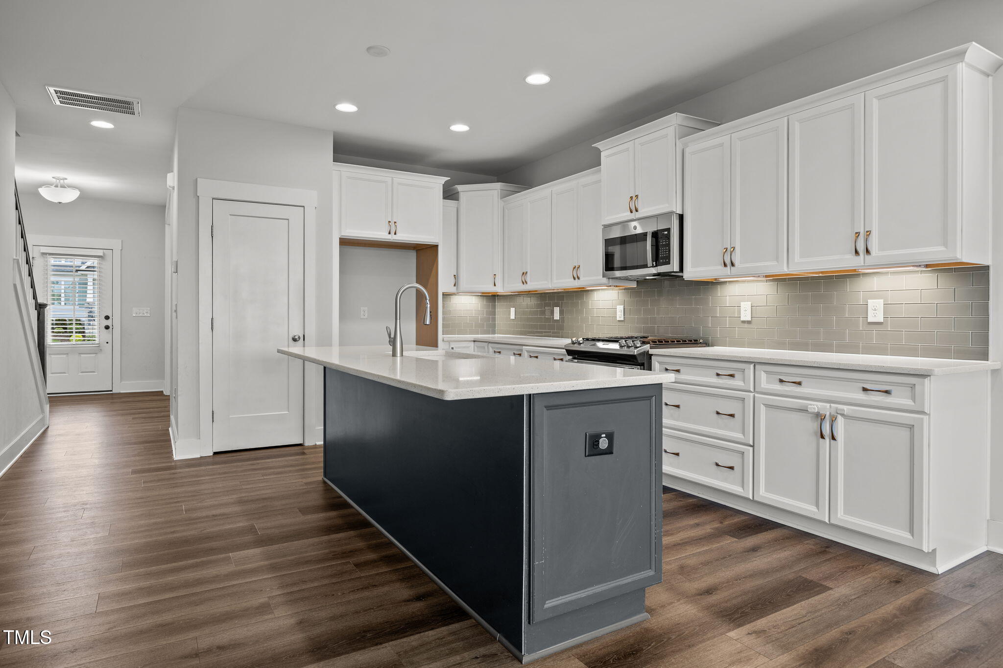 1573 Lone Prairie Drive