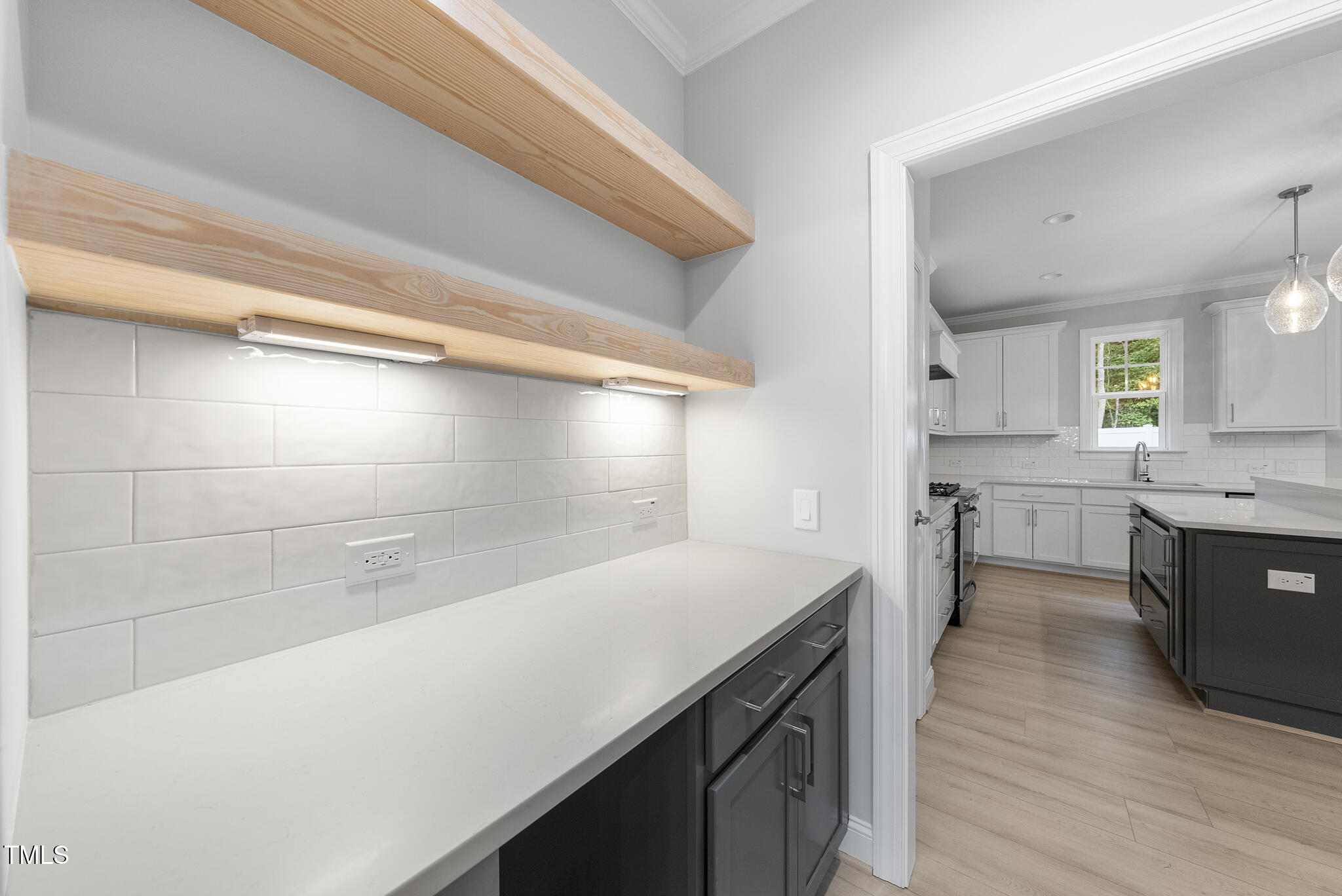 2625 Silver Gate Court
