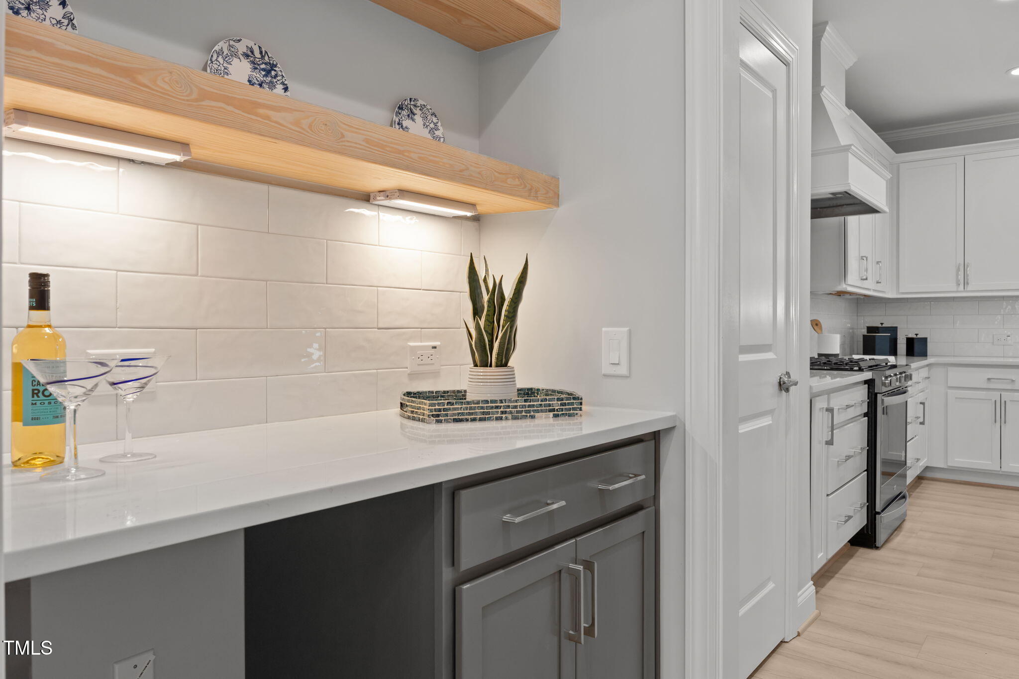 2625 Silver Gate Court